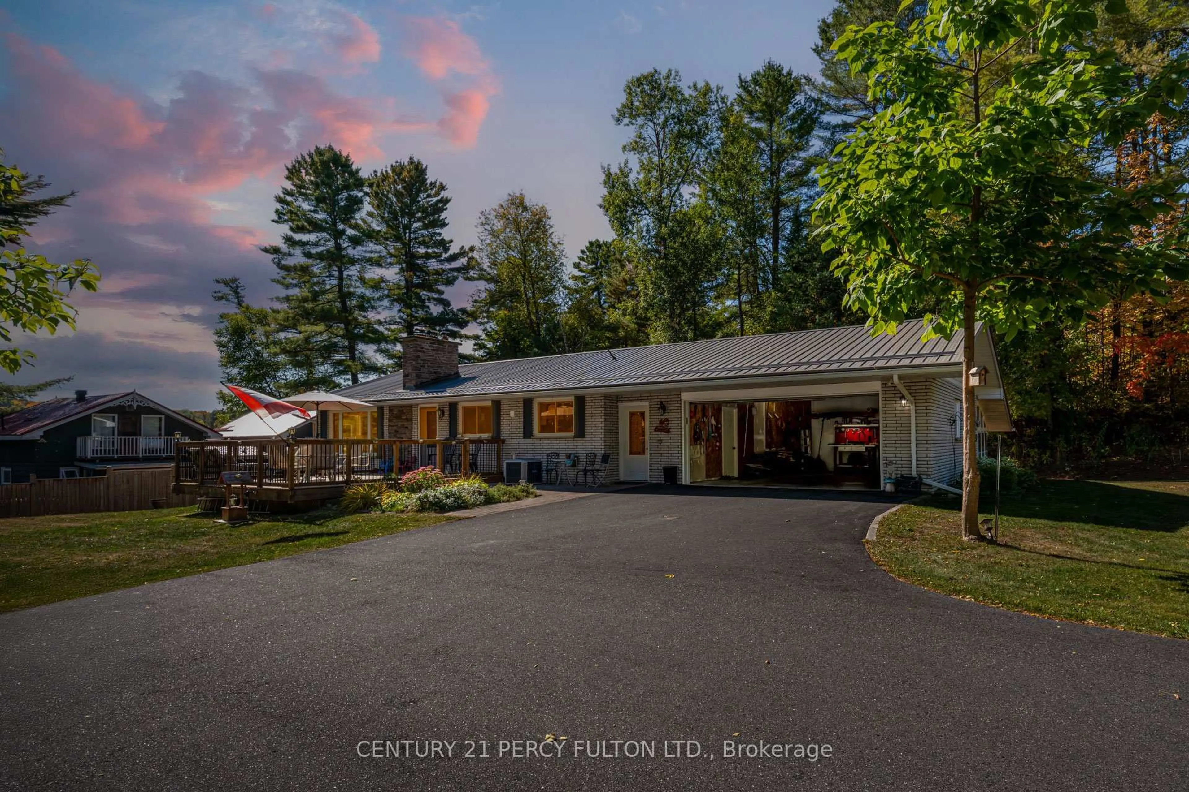 Unknown for 15166 Highway 118, Dysart et al Ontario K0M 1S0