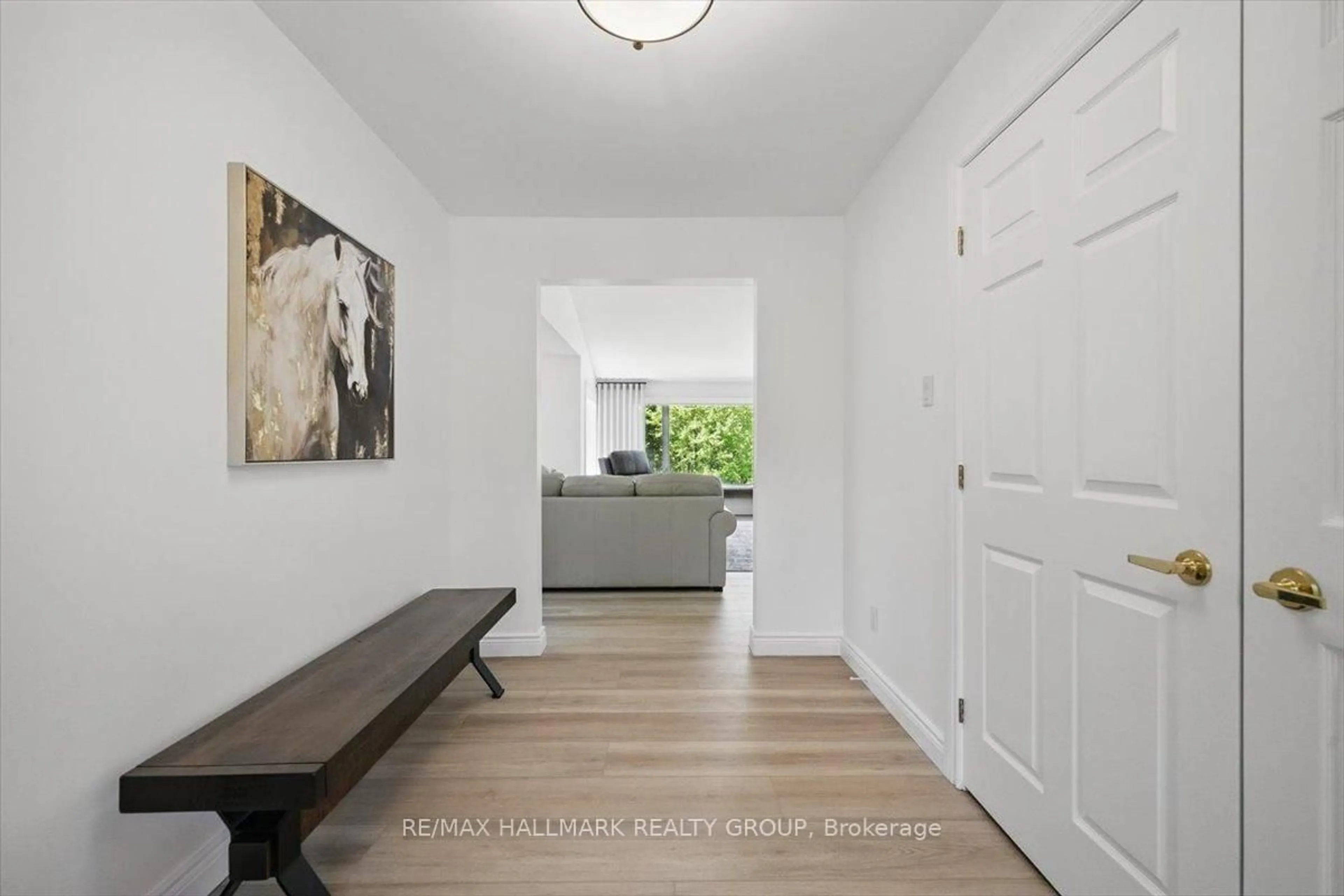 Indoor entryway for 1720 Des Pins Rd, The Nation Ontario K0A 2M0