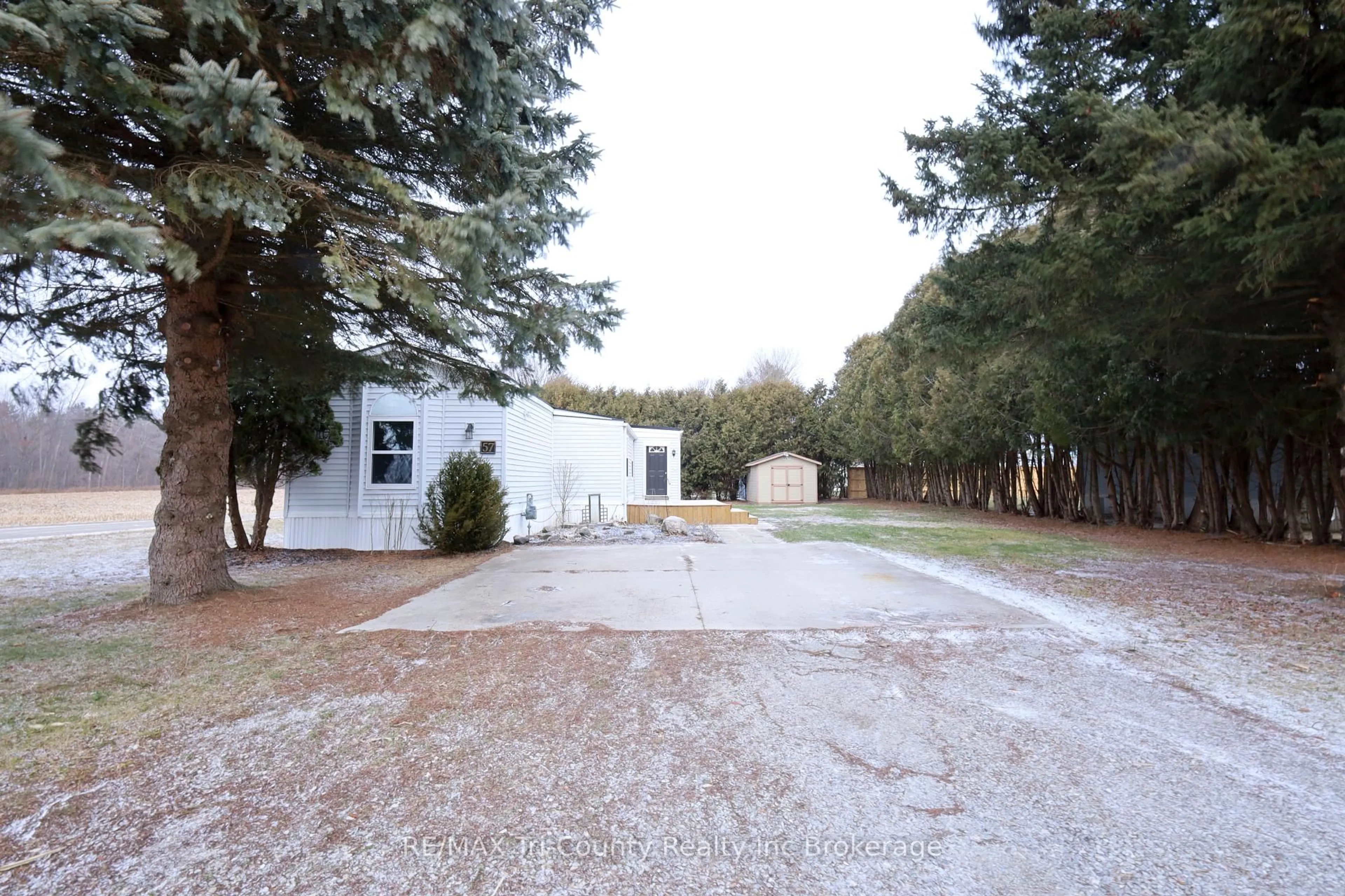 A pic from outside/outdoor area/front of a property/back of a property/a pic from drone, street for 11981 Plank Rd (Tillsonburg) Rd #Unit #57, Bayham Ontario N4G 4G9