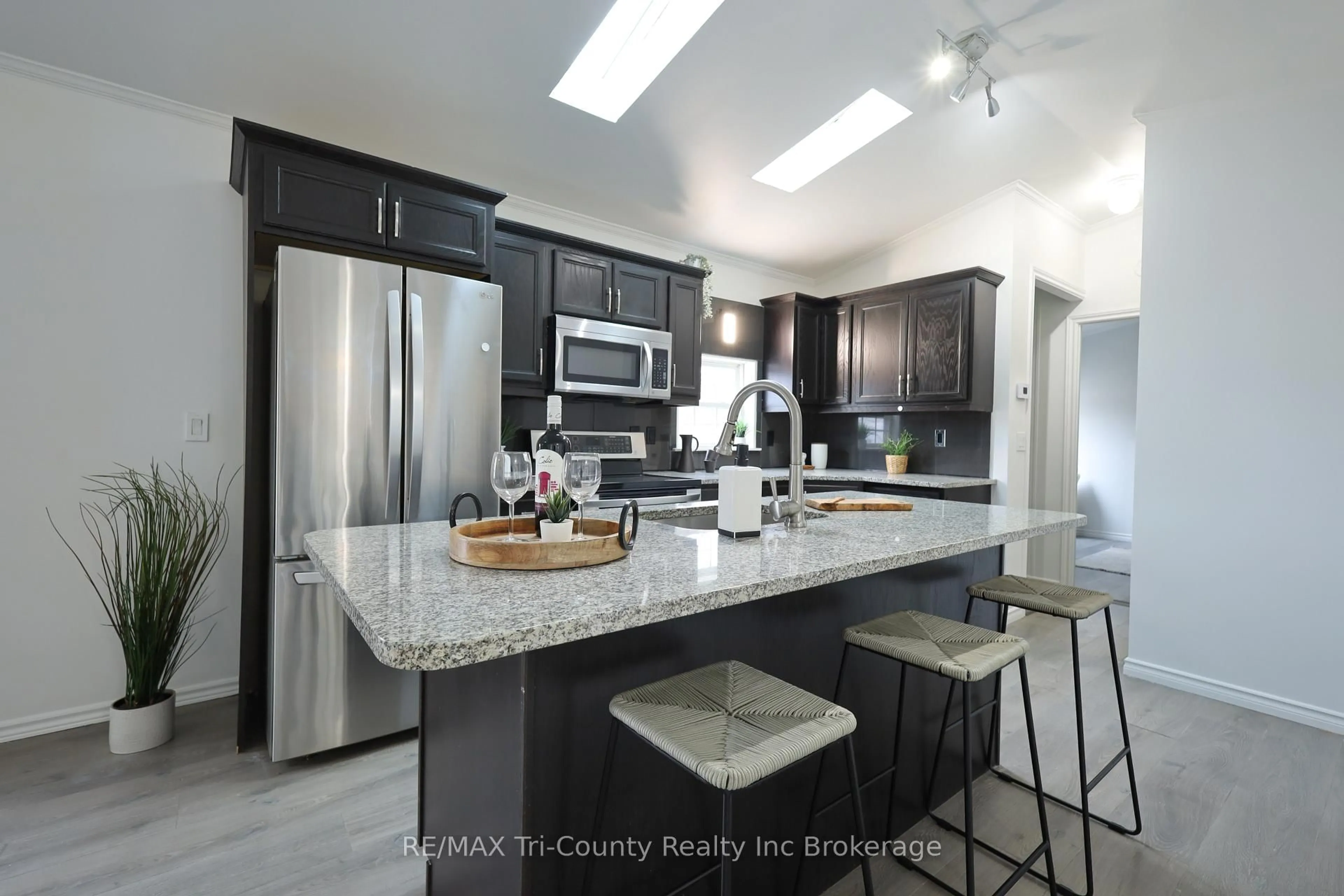 Open concept kitchen, ceramic/tile floor for 11981 Plank Rd (Tillsonburg) Rd #Unit #57, Bayham Ontario N4G 4G9