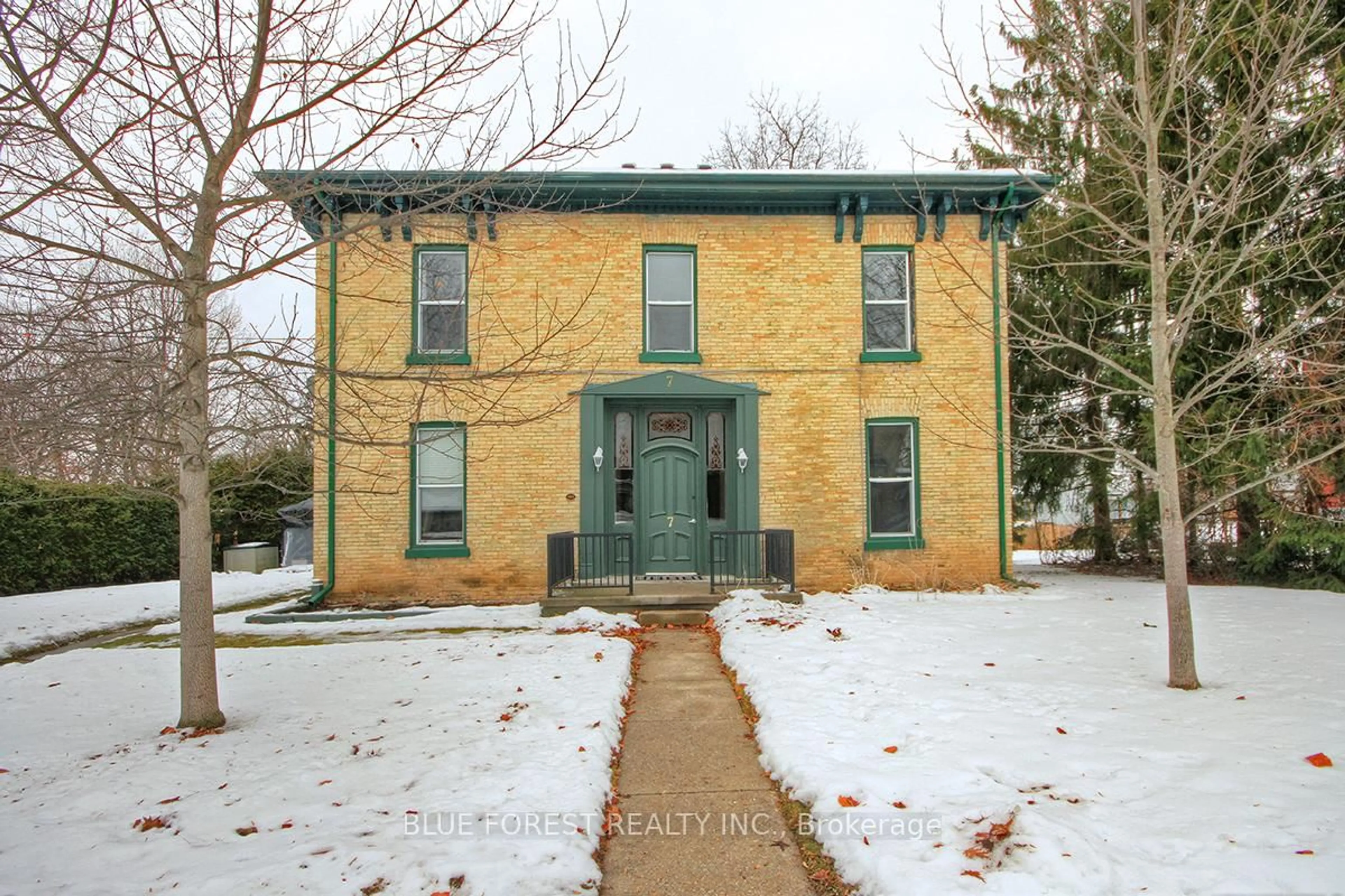 Home with brick exterior material, building for 7 Church St, St. Thomas Ontario N5R 3E4
