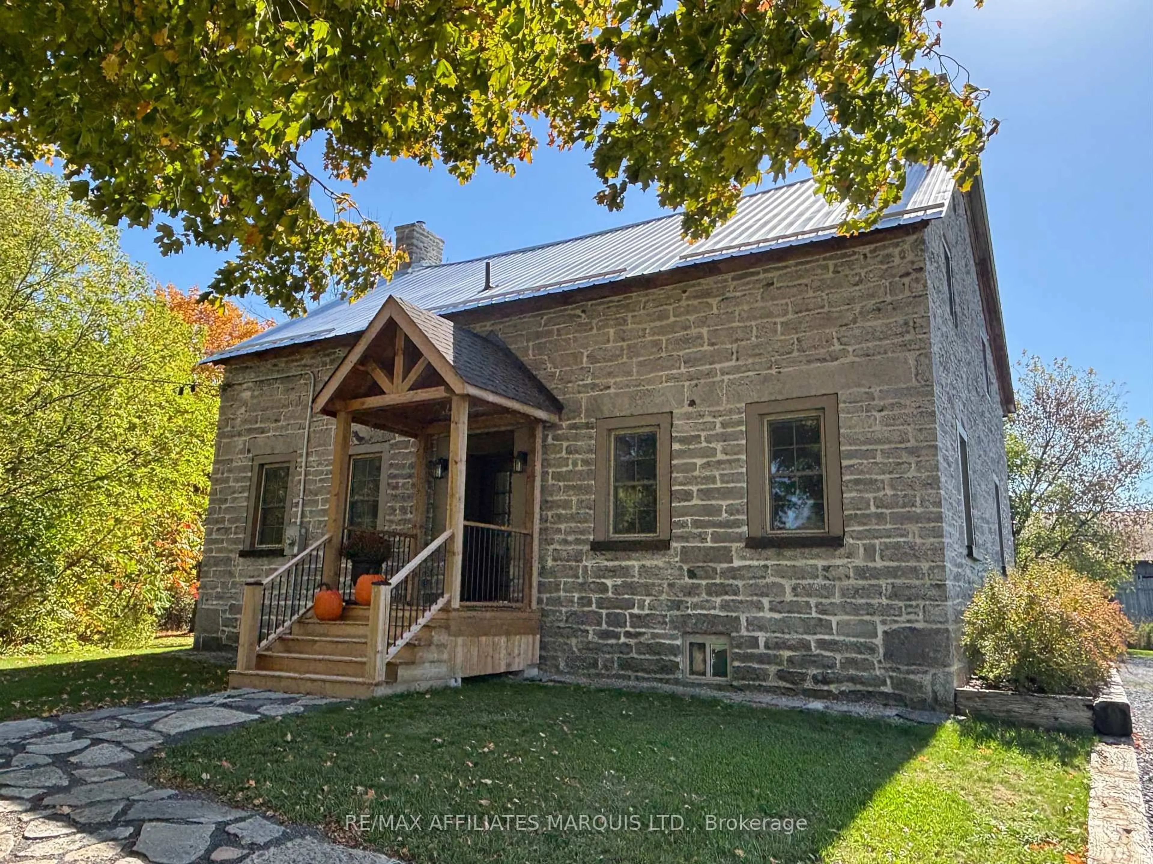 A pic from outside/outdoor area/front of a property/back of a property/a pic from drone, street for 16950 County Rd 18 Rd, South Stormont Ontario K0C 2A0