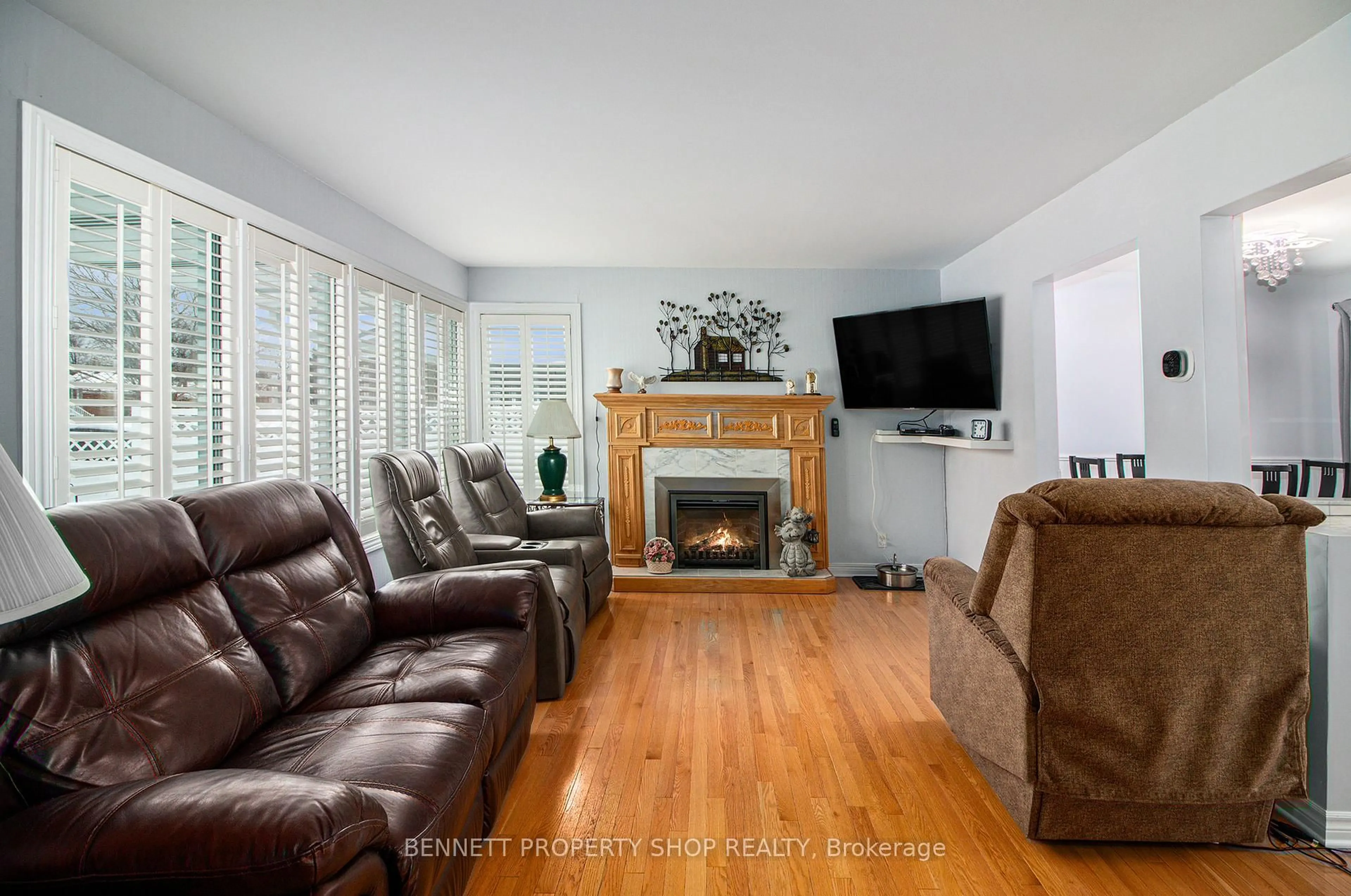 Living room with furniture, unknown for 71 Kyle Dr, South Dundas Ontario K0C 1X0