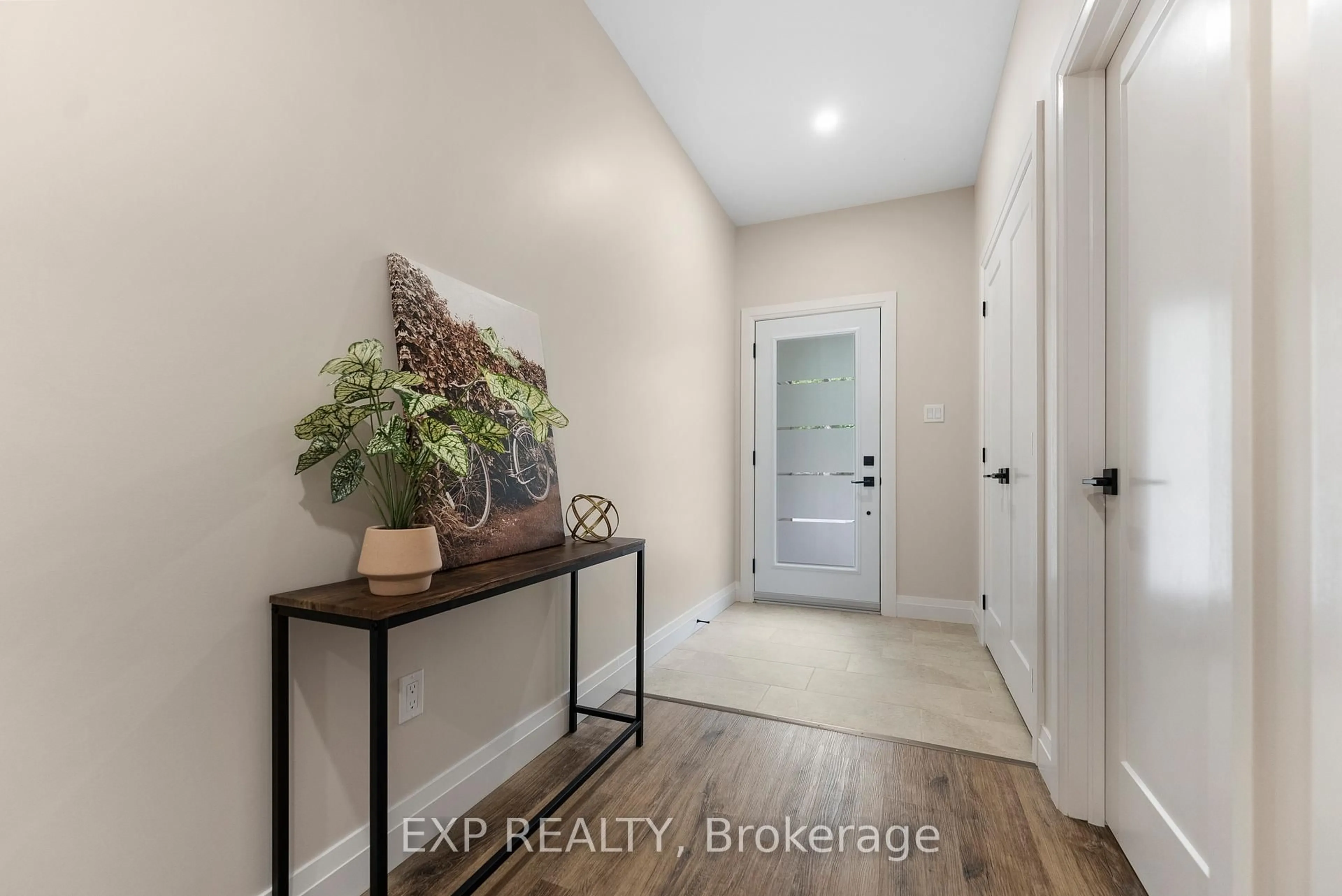 Indoor entryway for 00 Calabogie Rd, Burnstown Ontario K0J 1G0
