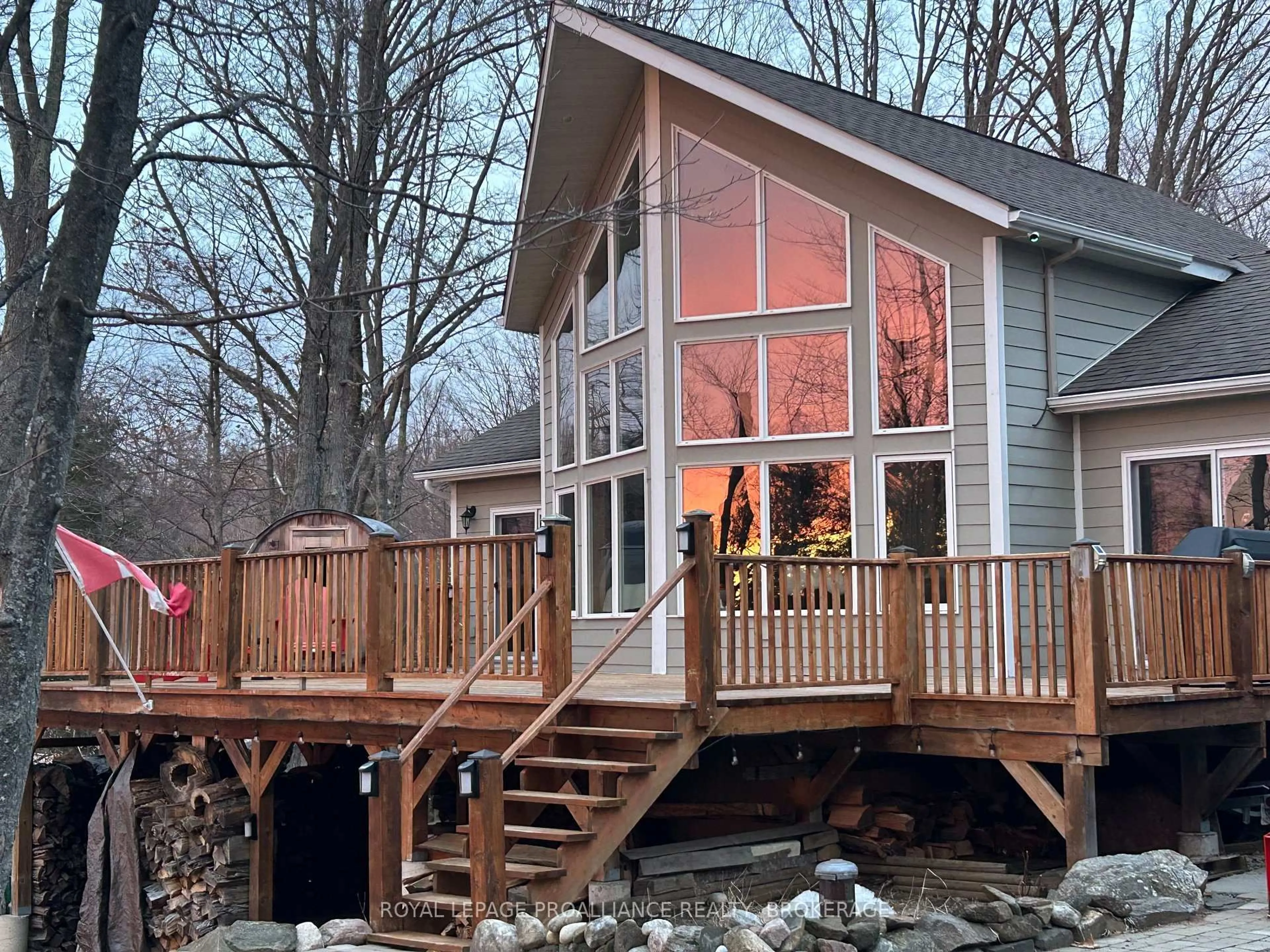 Home with vinyl exterior material, unknown for 224 Island Dr, Maberly Ontario K0H 2B0