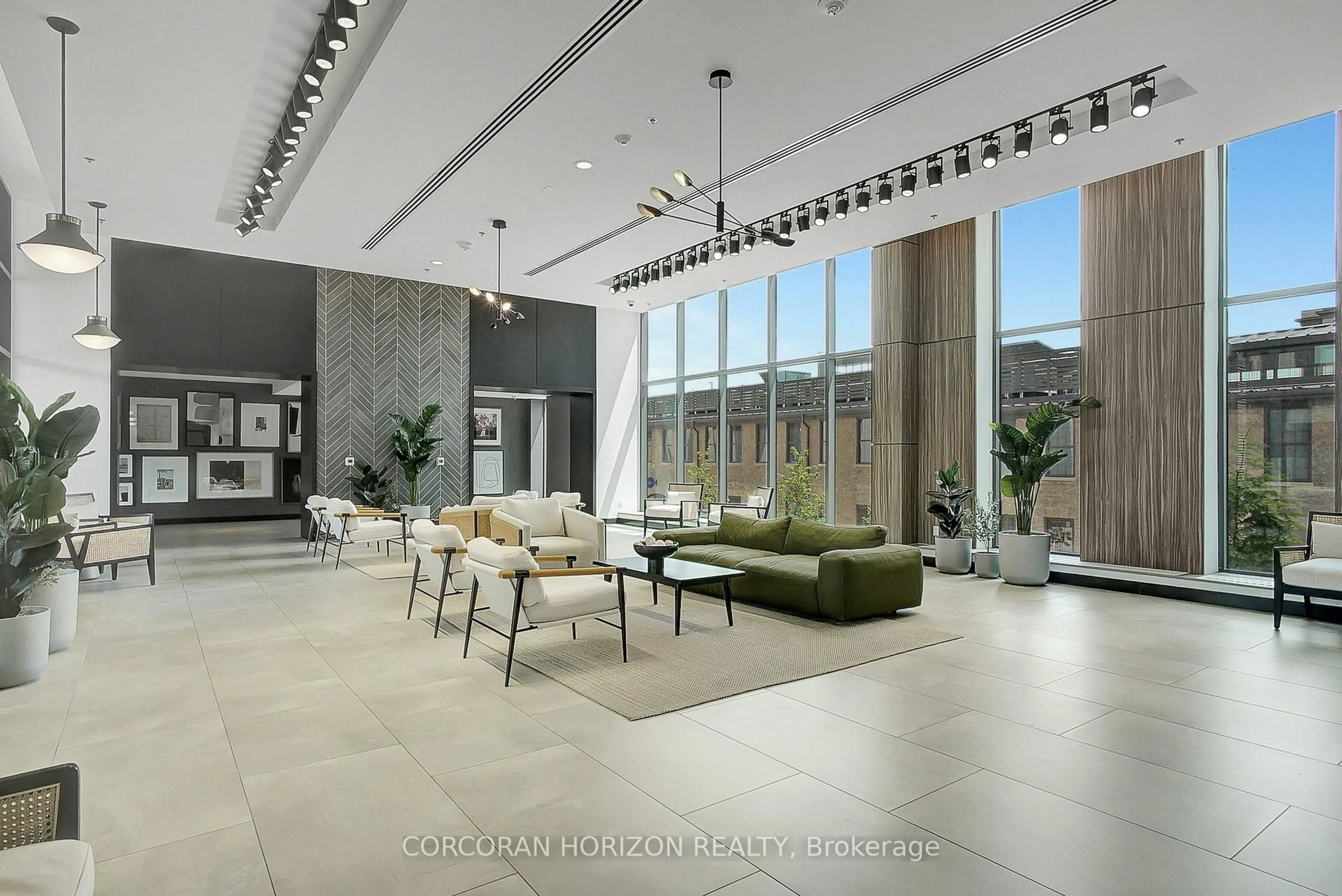 Lobby for 15 Glebe St #1511, Cambridge Ontario N1S 0C3