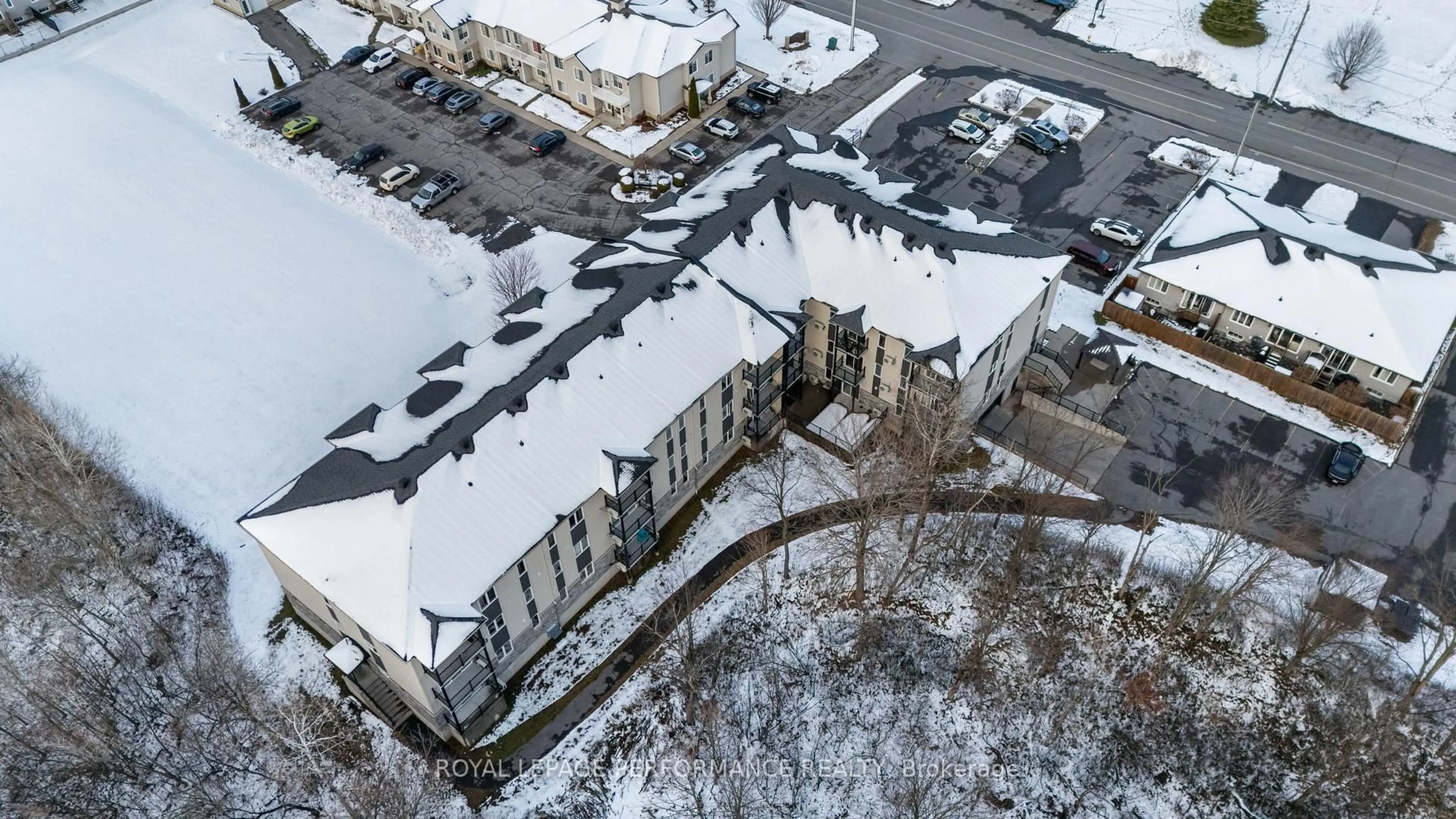 A pic from outside/outdoor area/front of a property/back of a property/a pic from drone, building for 48 Des Benevoles St #308, The Nation Ontario K0A 2M0