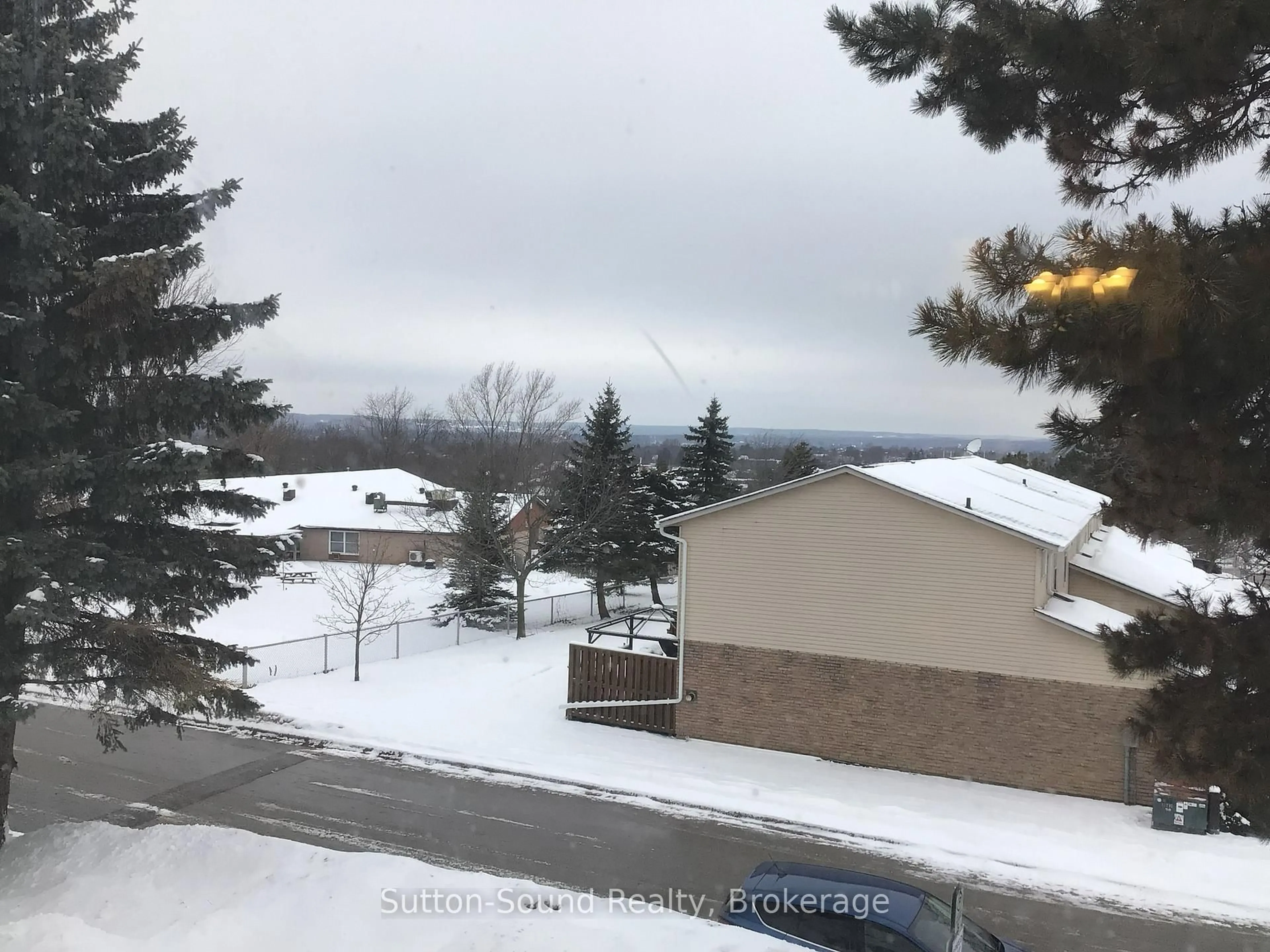 Blurry image for 89 Laurie Cres #89, Owen Sound Ontario N4K 6C3