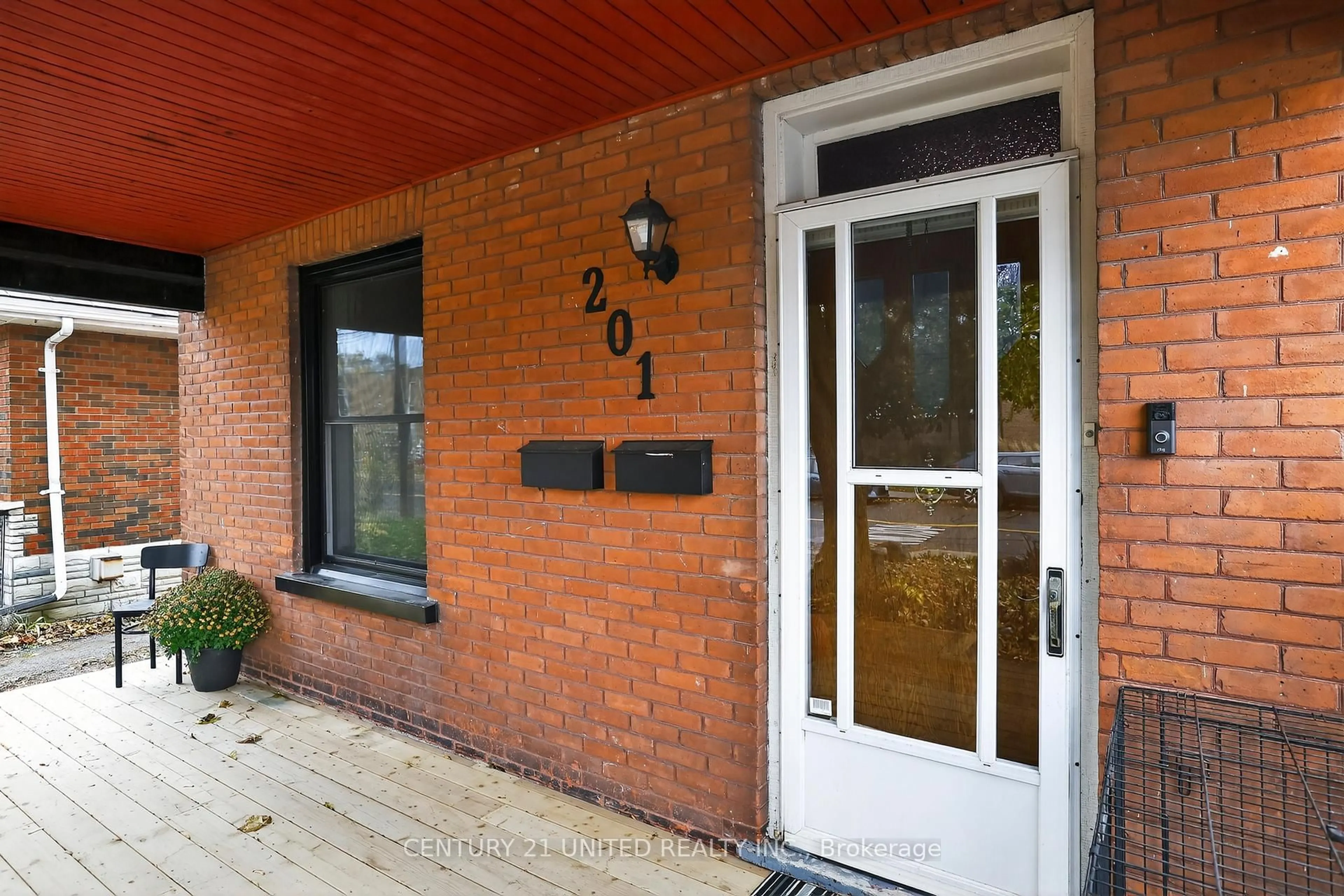 Unknown for 201 Romaine St, Peterborough Ontario K9J 2C3