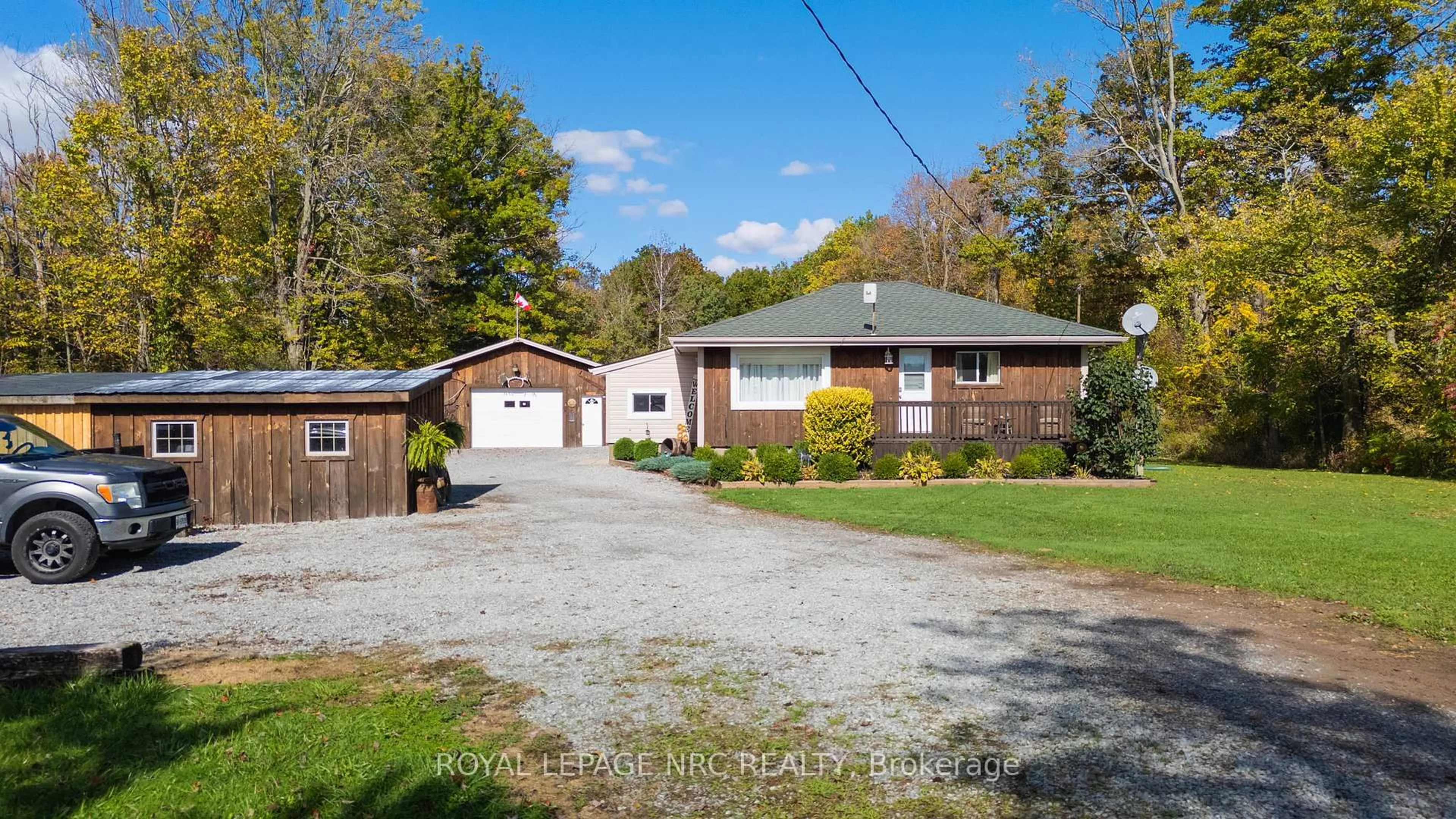 A pic from outside/outdoor area/front of a property/back of a property/a pic from drone, street for 12434 Concession 1 Rd, Wainfleet Ontario L0S 1V0