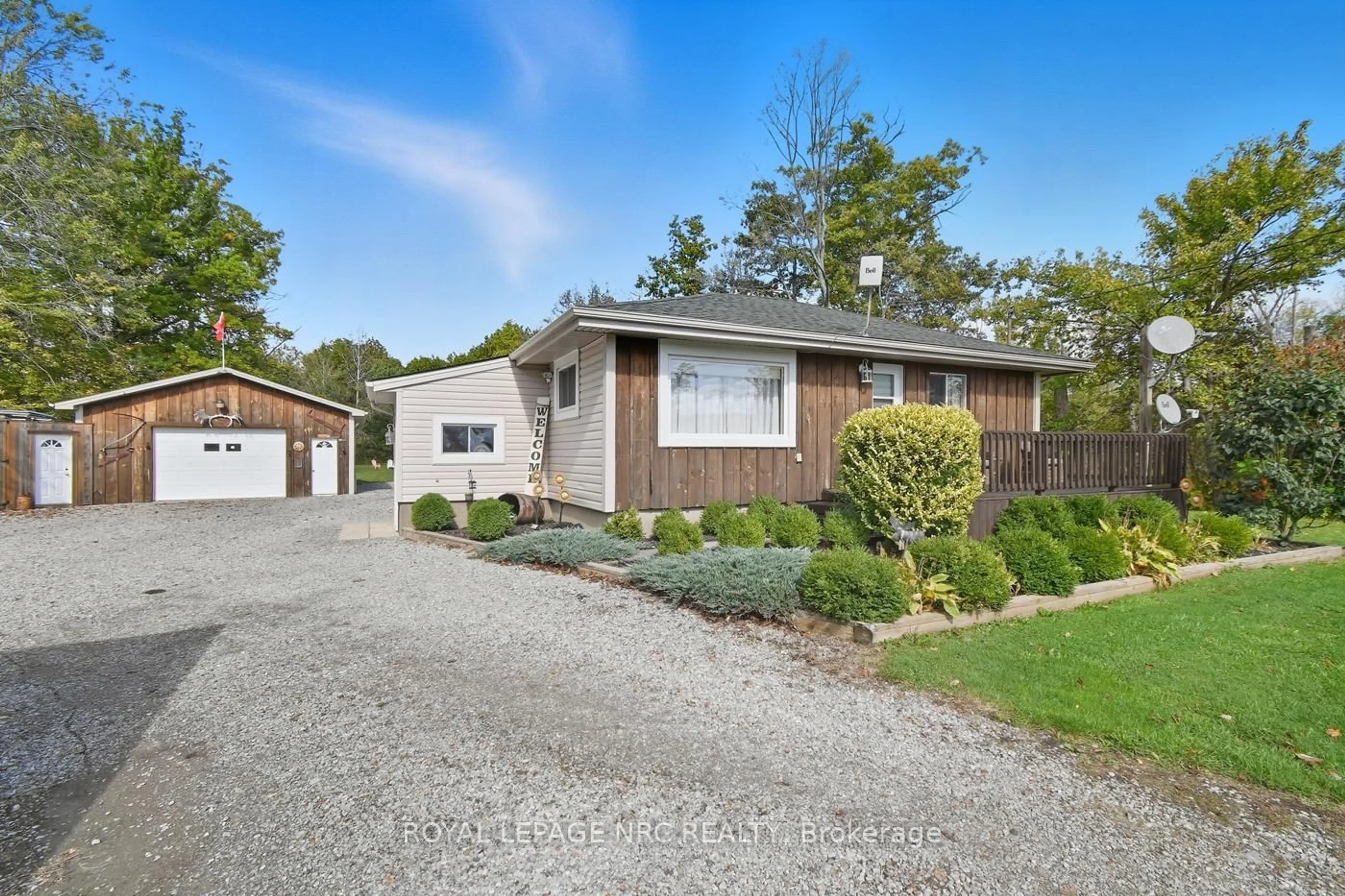 A pic from outside/outdoor area/front of a property/back of a property/a pic from drone, street for 12434 Concession 1 Rd, Wainfleet Ontario L0S 1V0