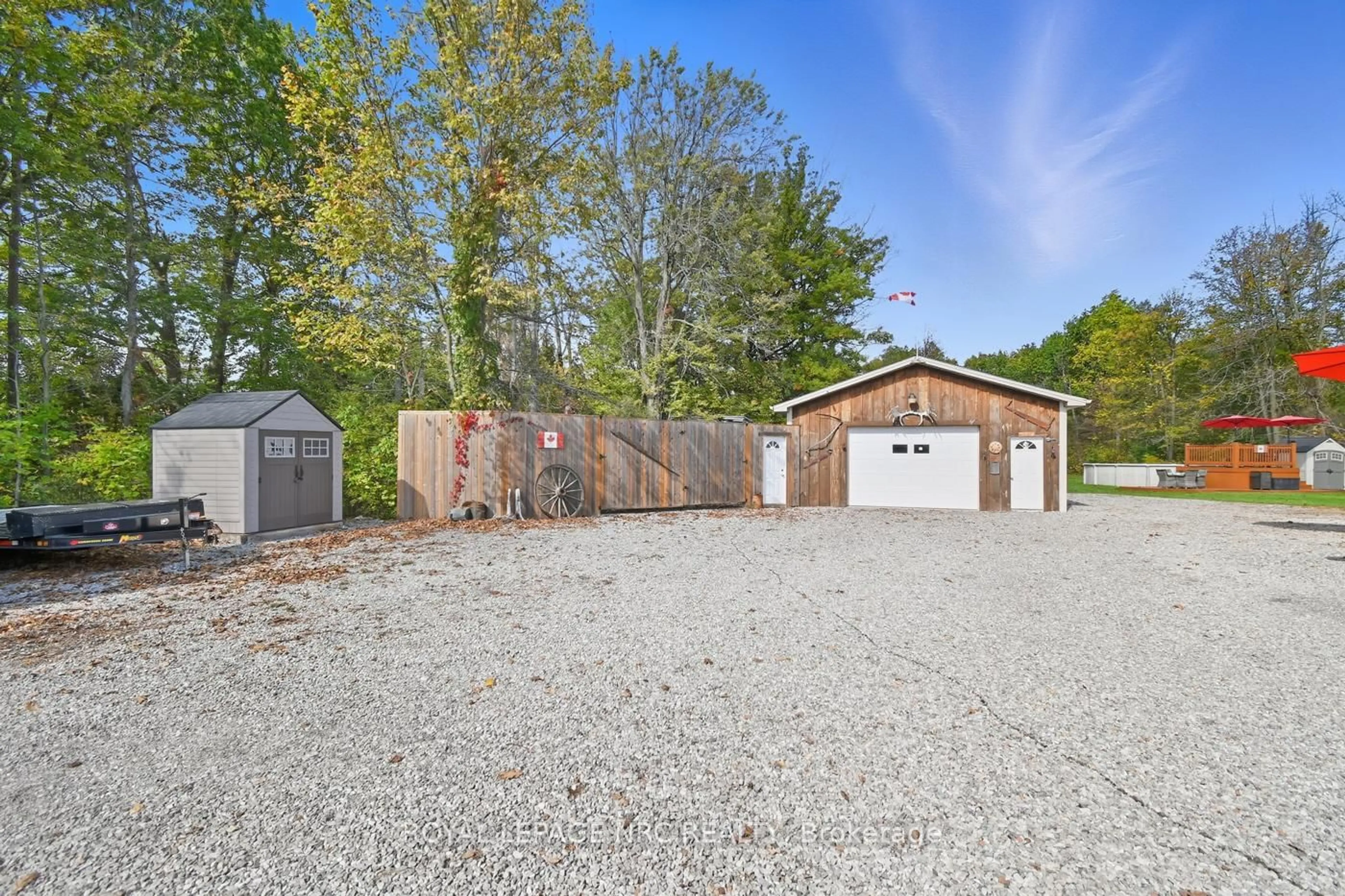 A pic from outside/outdoor area/front of a property/back of a property/a pic from drone, unknown for 12434 Concession 1 Rd, Wainfleet Ontario L0S 1V0