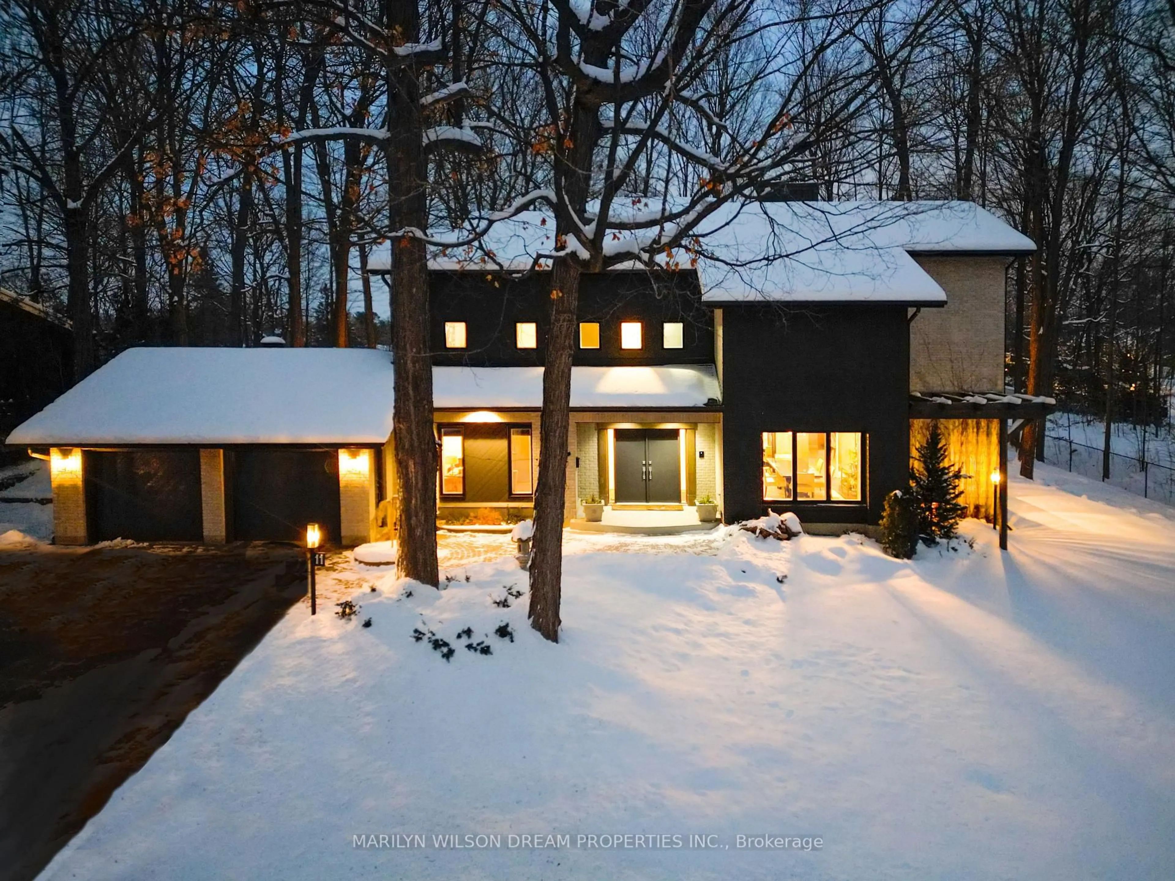 Unknown for 11 Burrows Rd, Ottawa Ontario K1J 6E5