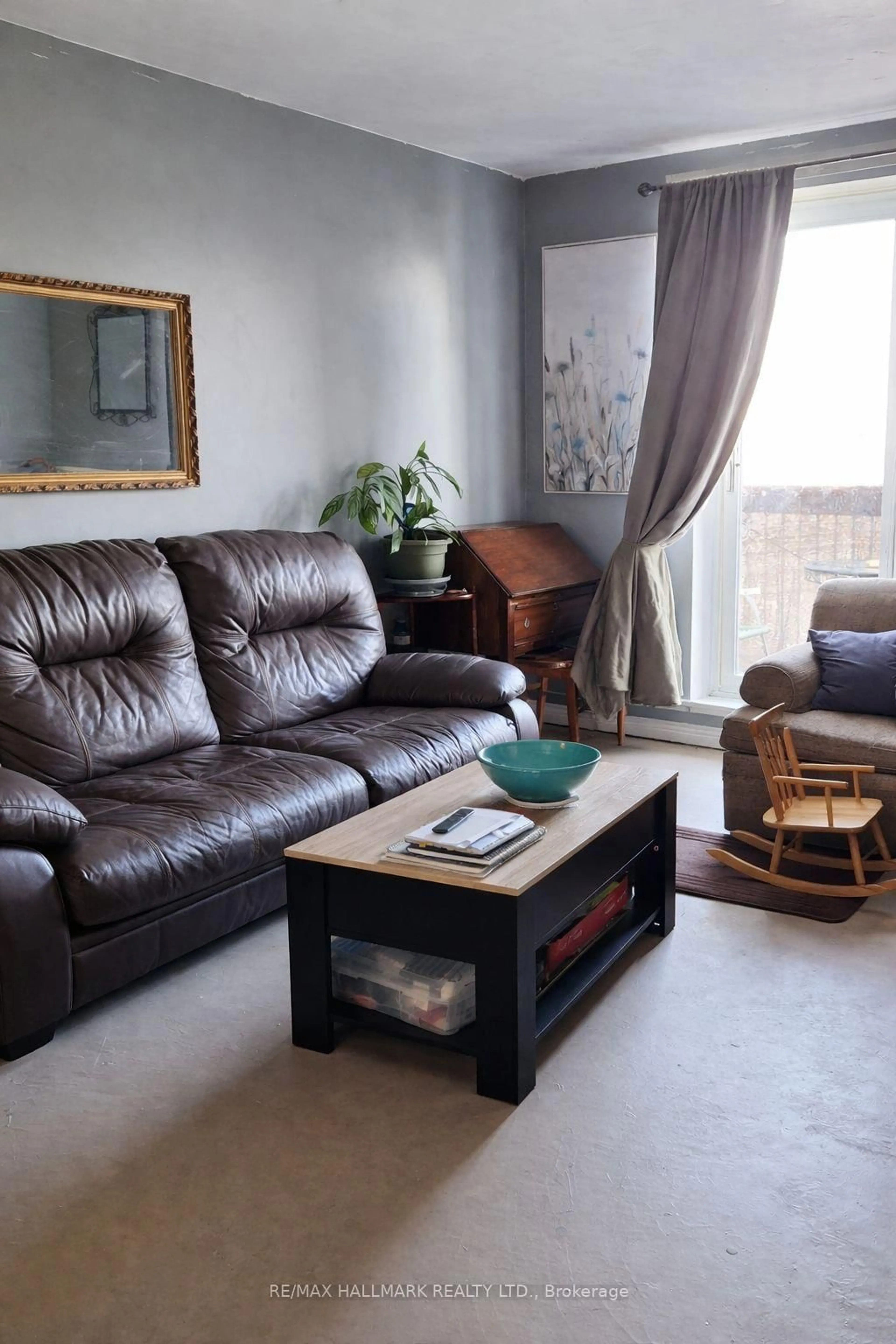 Living room with furniture, unknown for 2 Chittim Rd #401, Chatham-Kent Ontario N0P 1A0