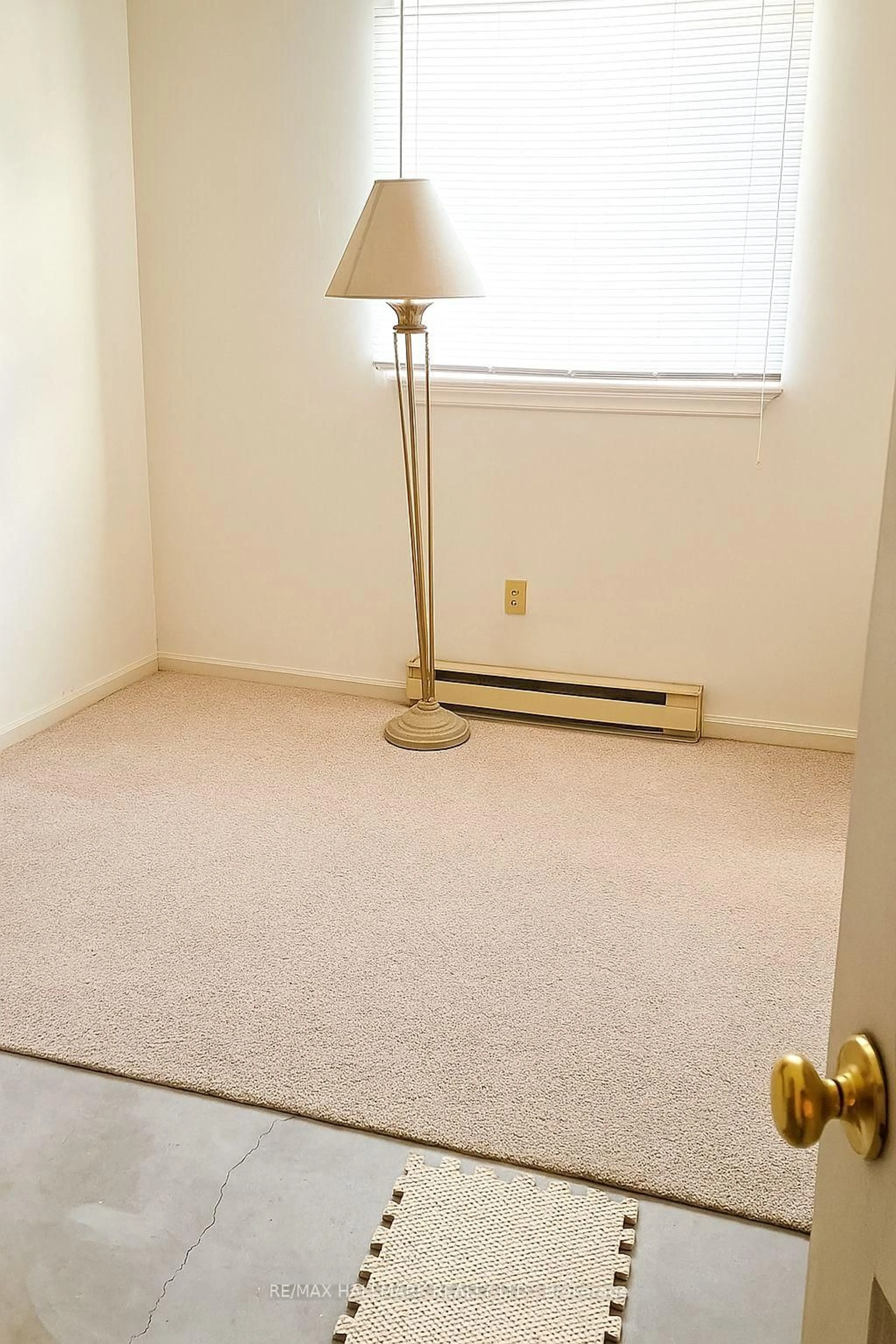 A pic of a room for 2 Chittim Rd #401, Chatham-Kent Ontario N0P 1A0