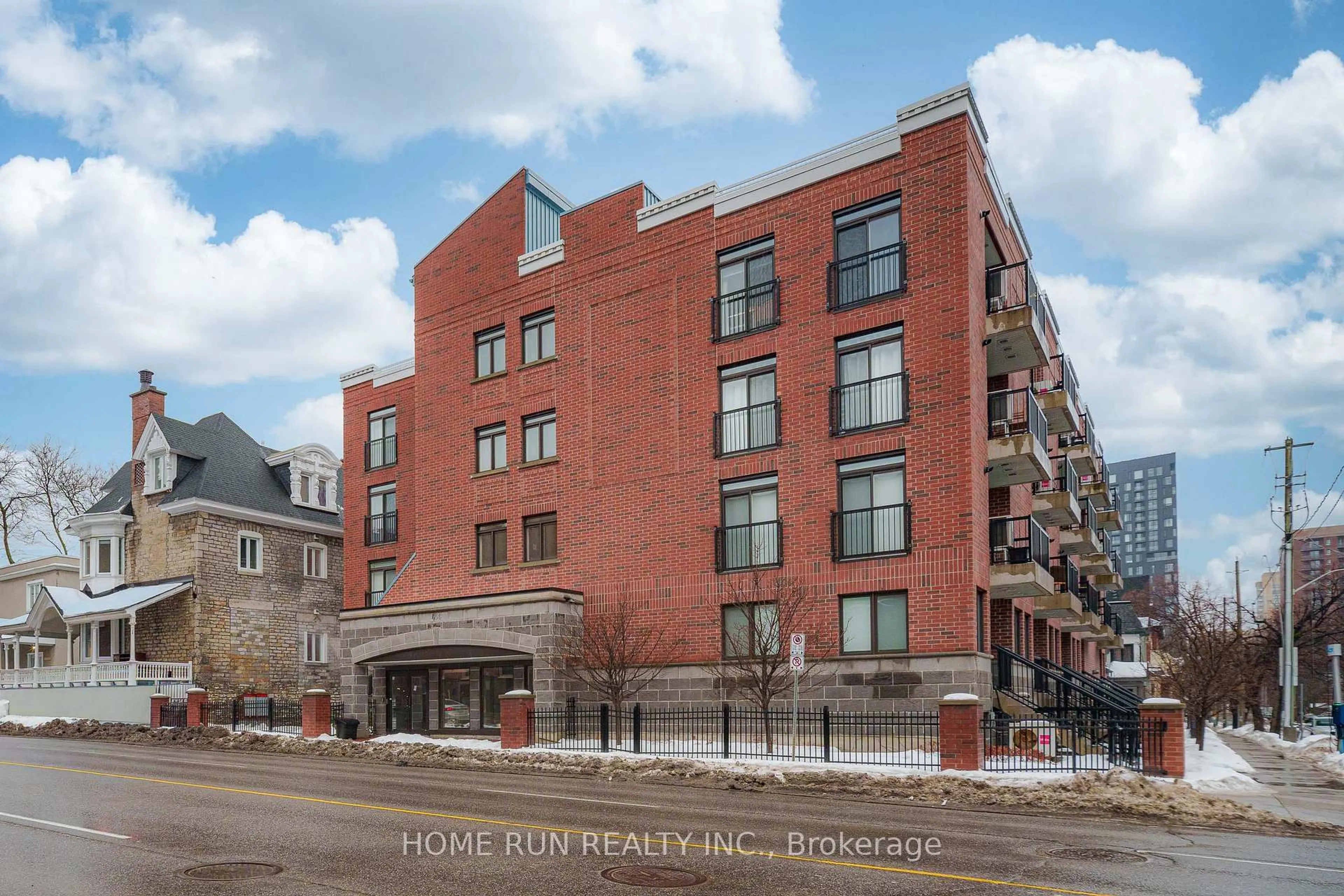 Home with brick exterior material, building for 458A KING EDWARD Ave, Ottawa Ontario K1N 0B3