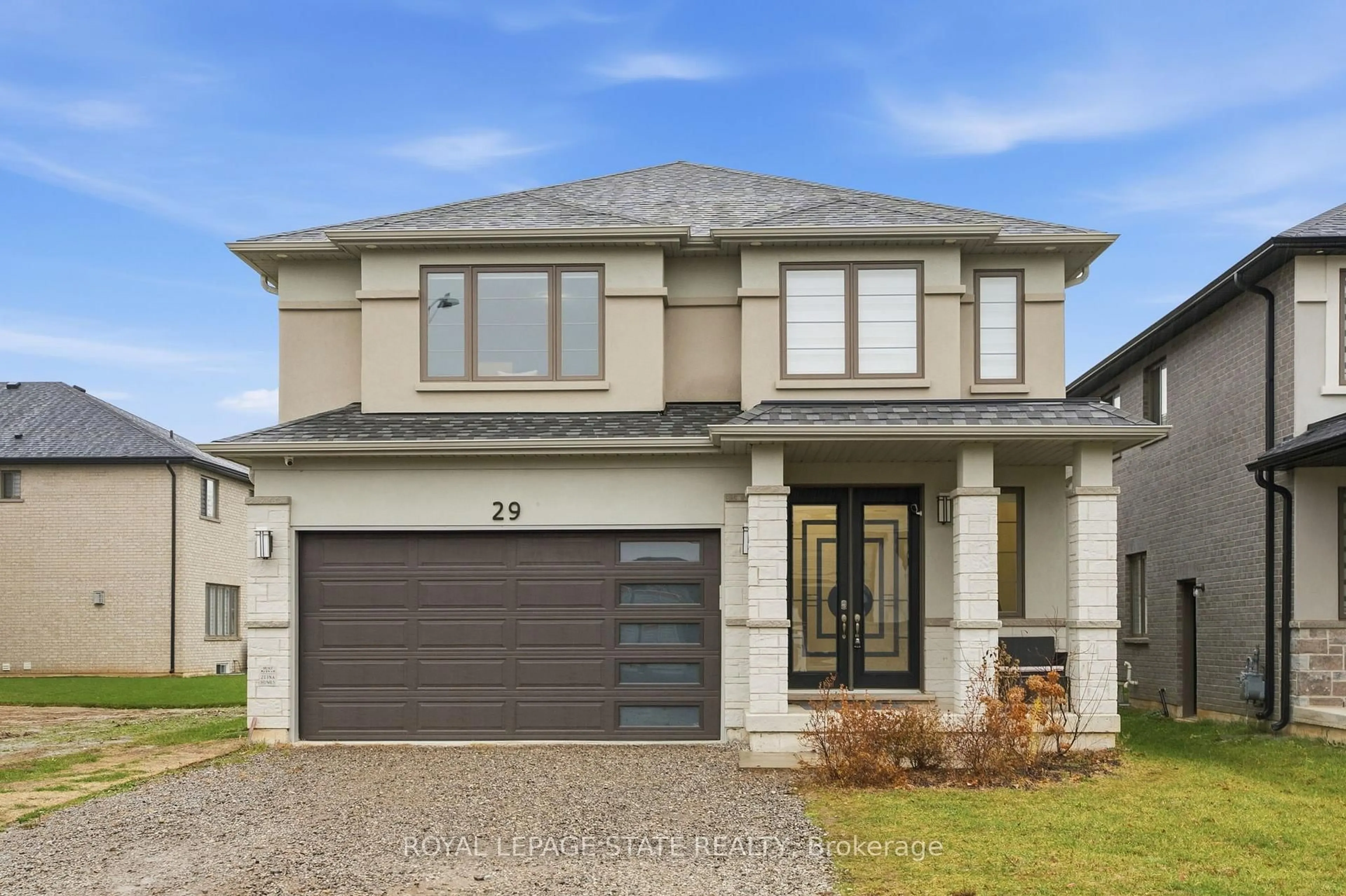 Home with brick exterior material, street for 29 Roselawn Ave, Hamilton Ontario L9G 0H9