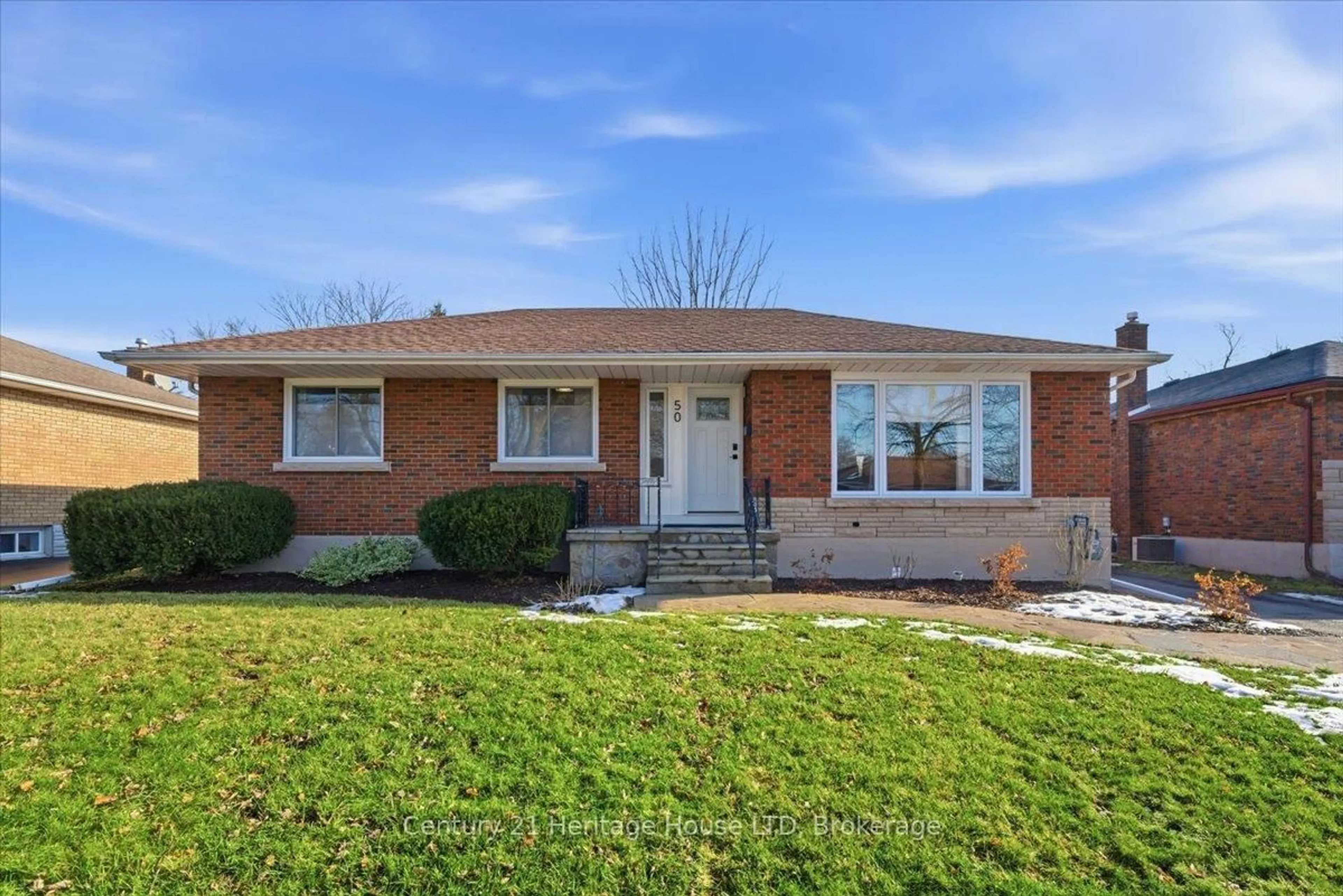 Home with brick exterior material, street for 50 Barron St, Welland Ontario L3C 2K5