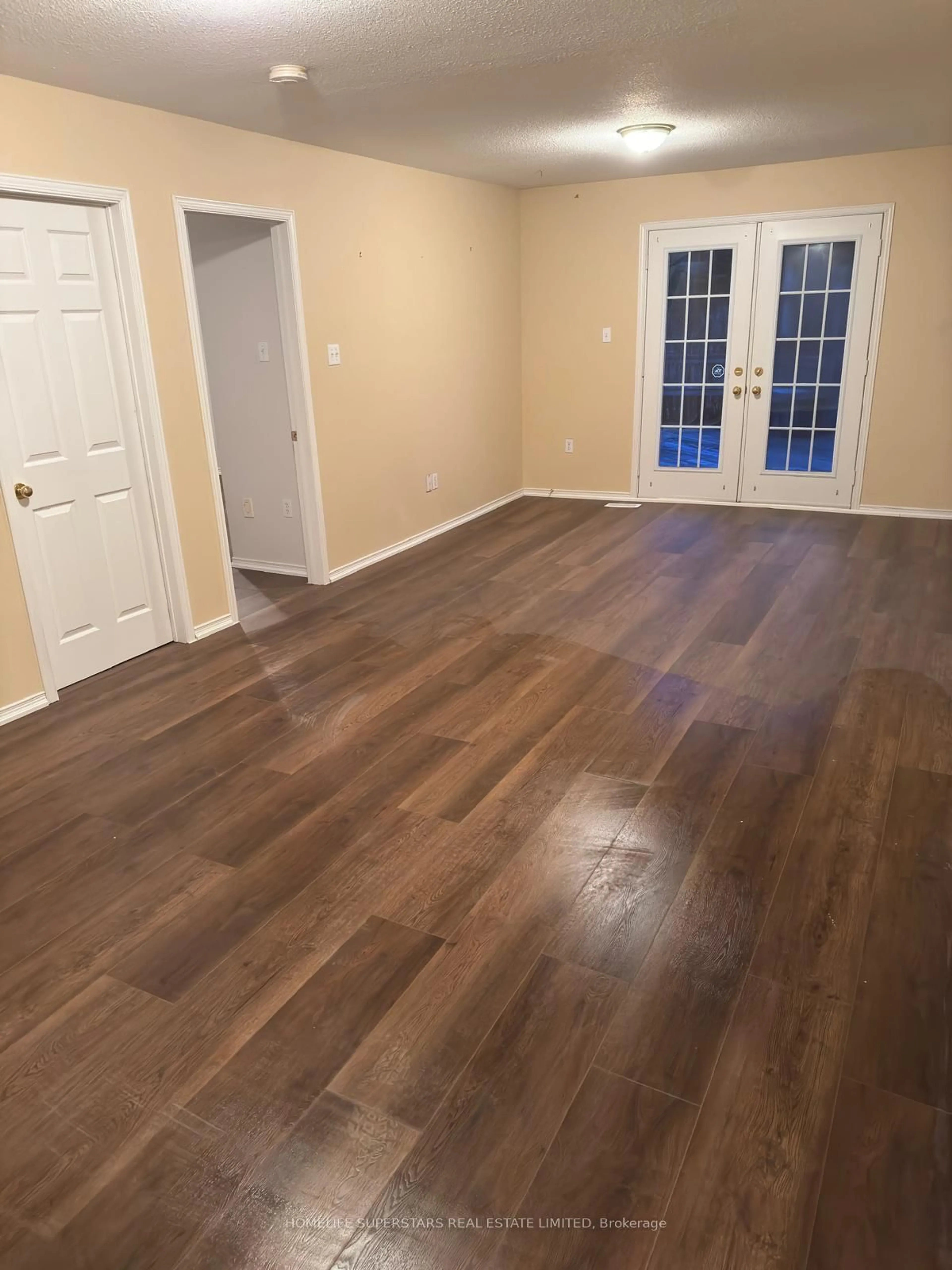 A pic of a room for 39 Woodland Dr, East Garafraxa Ontario L9W 6B7