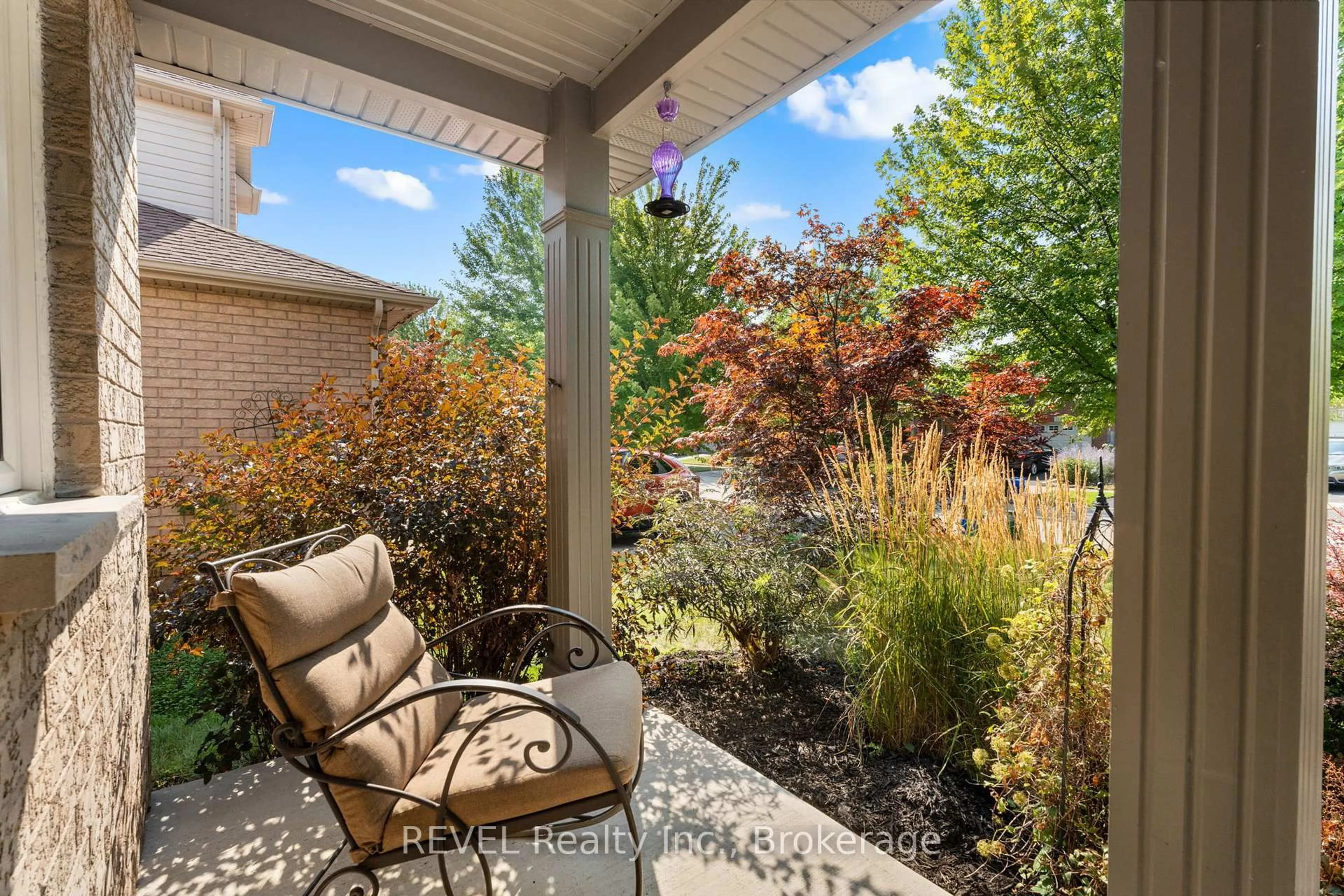 Patio, unknown for 99 Loretta Dr, Niagara-on-the-Lake Ontario L0S 1T0