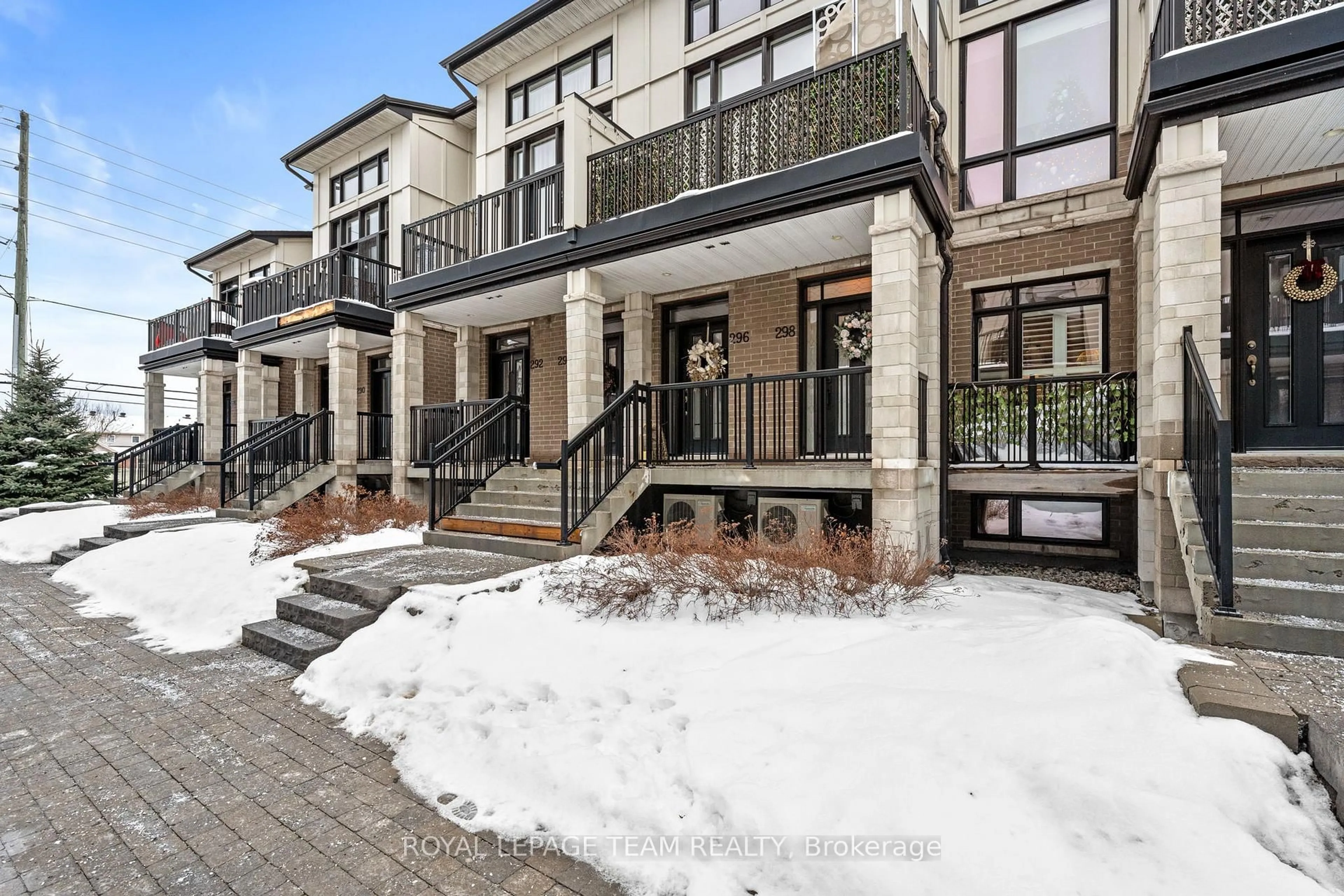 Unknown for 298 Pembina Private, Ottawa Ontario K4M 0G7