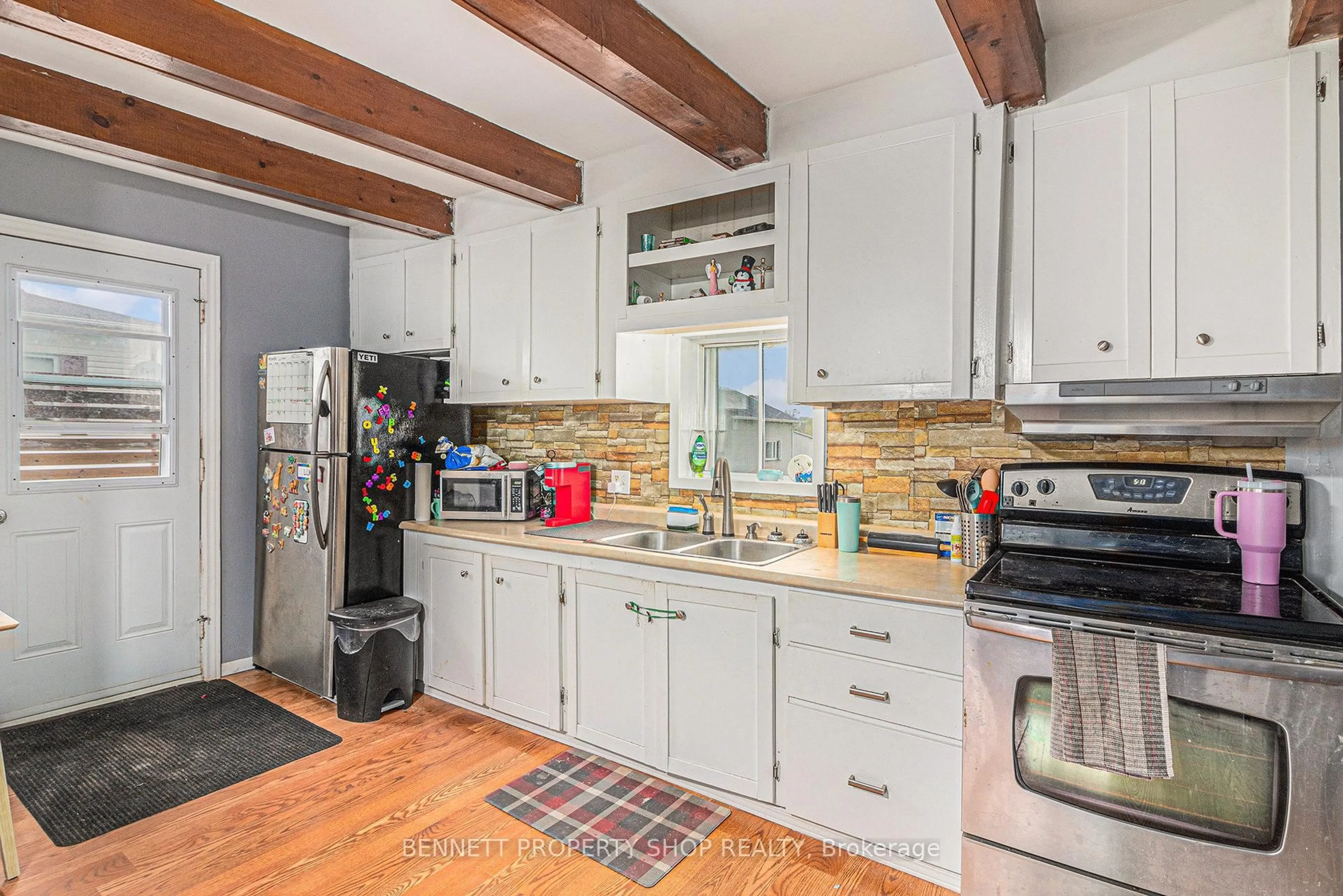 Open concept kitchen, ceramic/tile floor for 2489 Du Lac Rd, Clarence-Rockland Ontario K0A 3N0