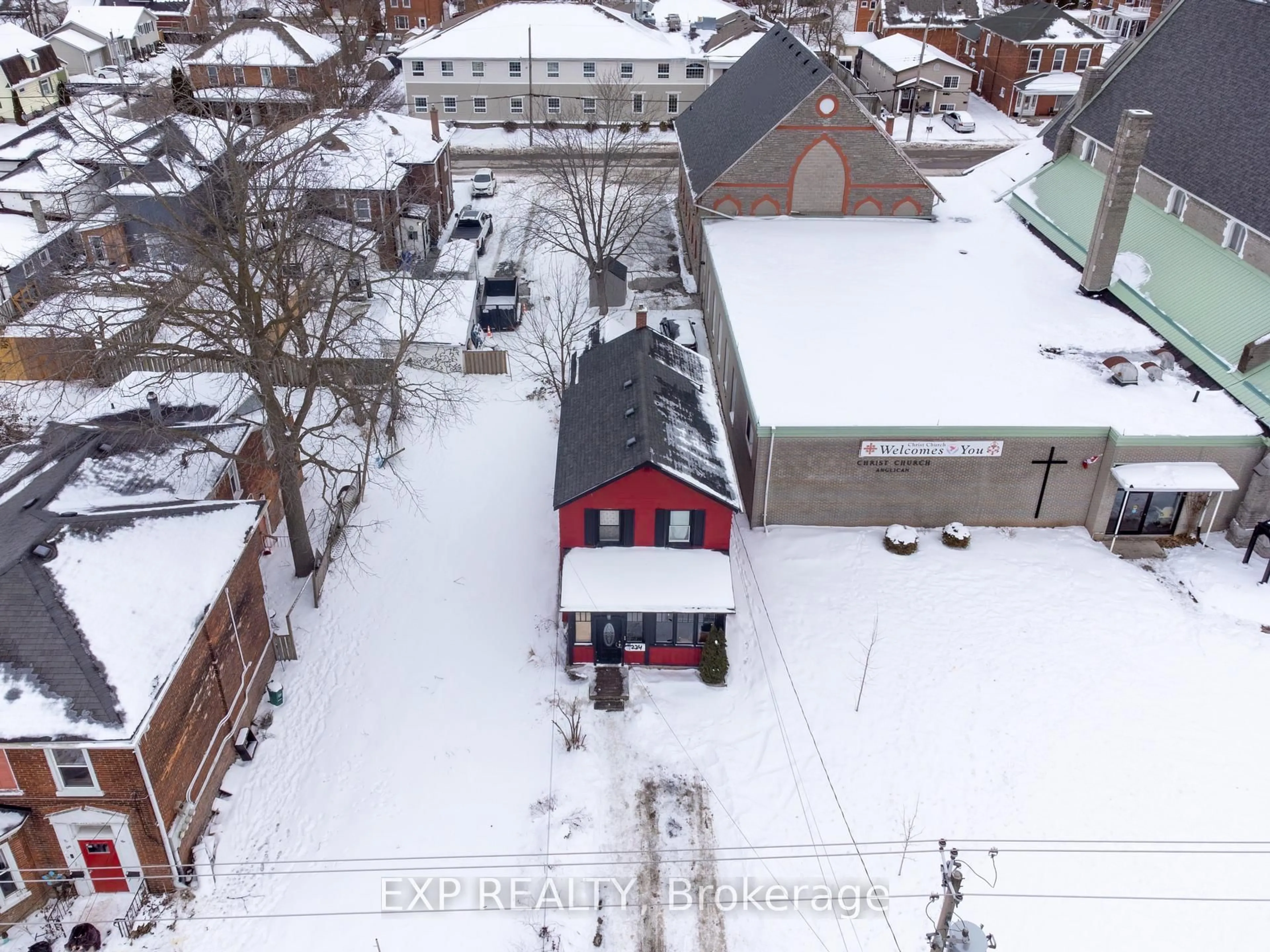 A pic from outside/outdoor area/front of a property/back of a property/a pic from drone, street for 234 Coleman St, Belleville Ontario K8P 3H6