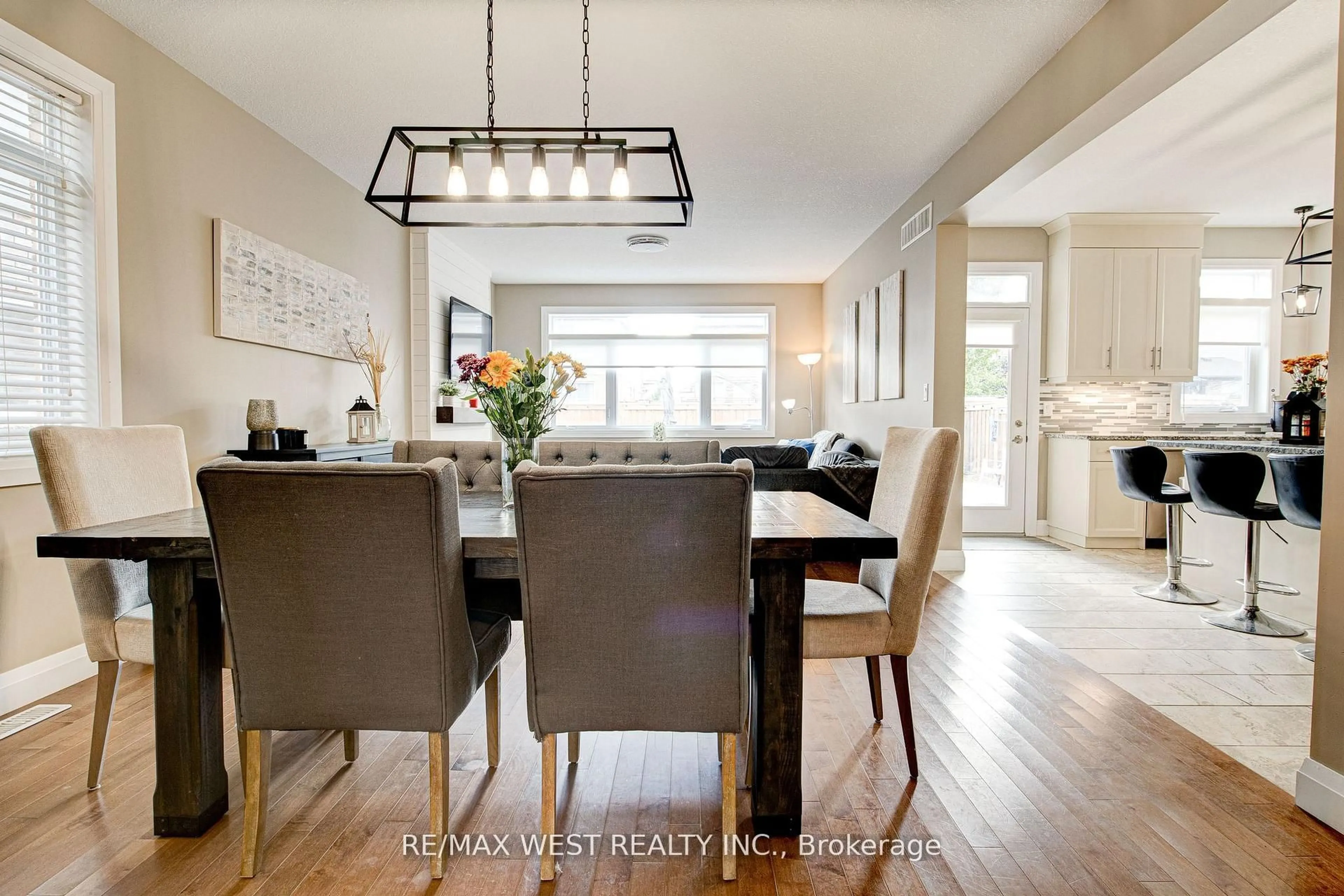 Dining room, unknown for 68 Challenger Ave, North Dumfries Ontario N0B 1E0