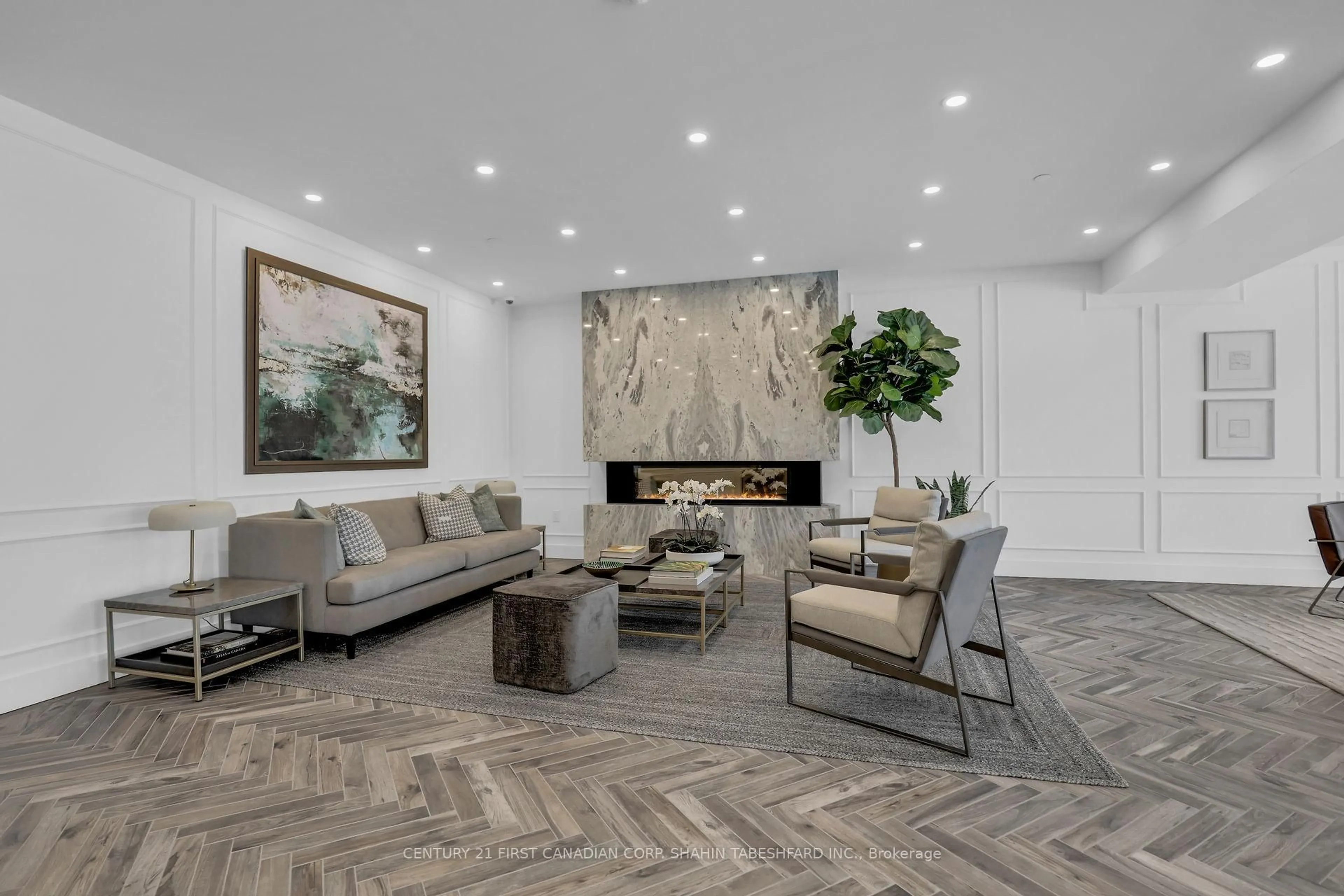 Lobby for 480 Callaway Rd #314, London North Ontario N6G 0Z3