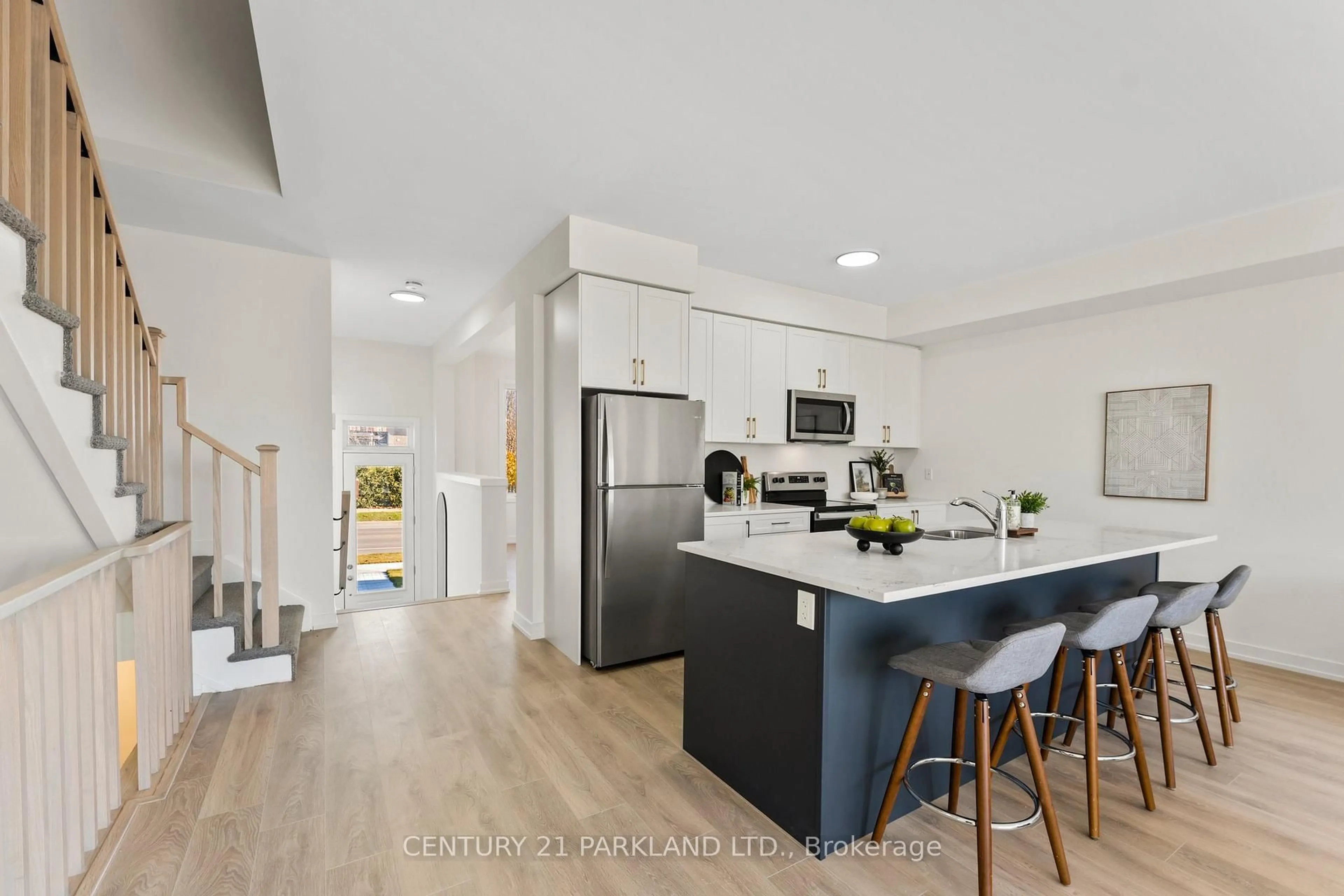 Open concept kitchen, unknown for 160 Densmore Rd ##3, Cobourg Ontario K9A 4J9