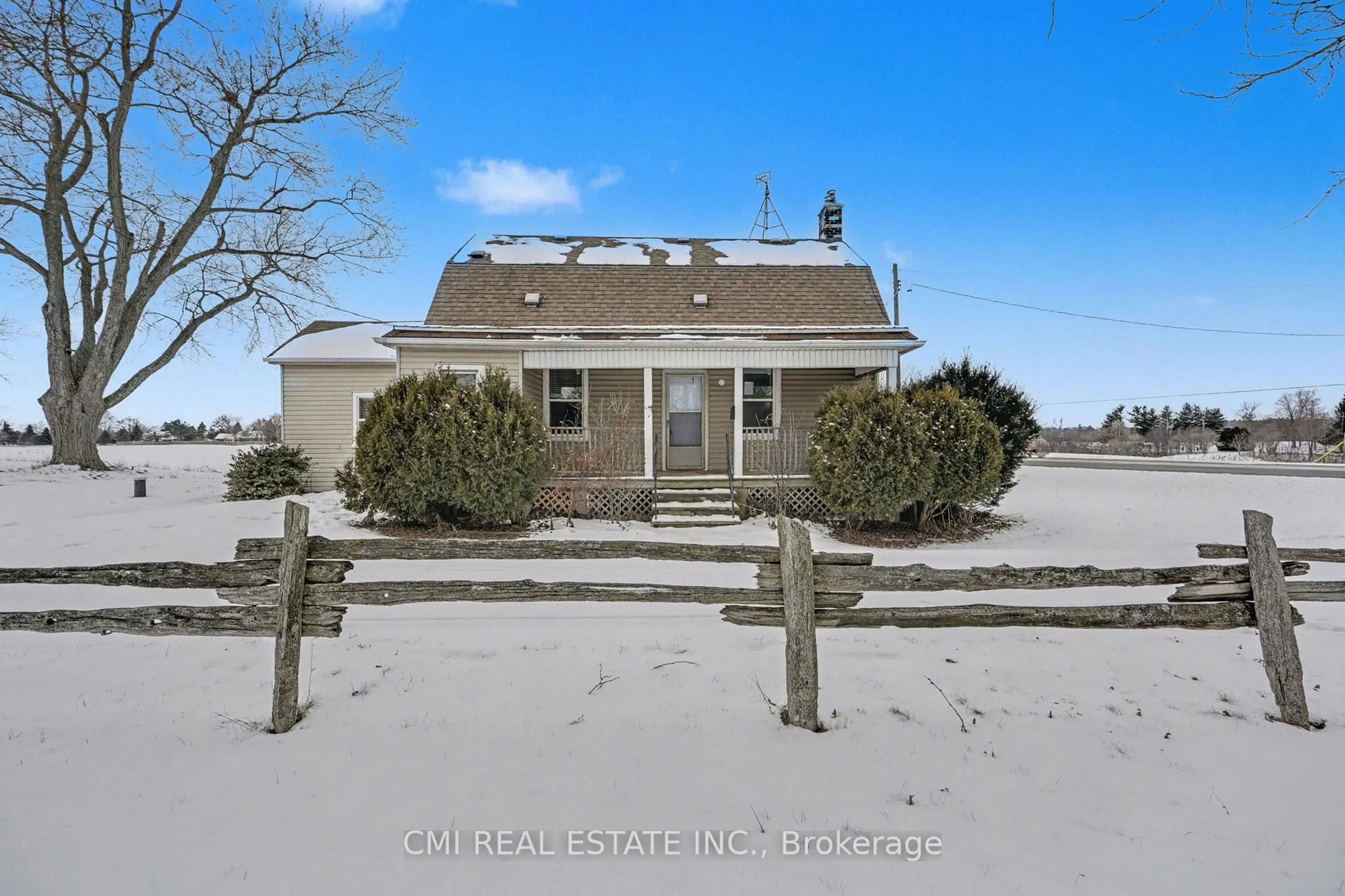 A pic from outside/outdoor area/front of a property/back of a property/a pic from drone, street for 2546 Wilson St, Hamilton Ontario L0R 1A0