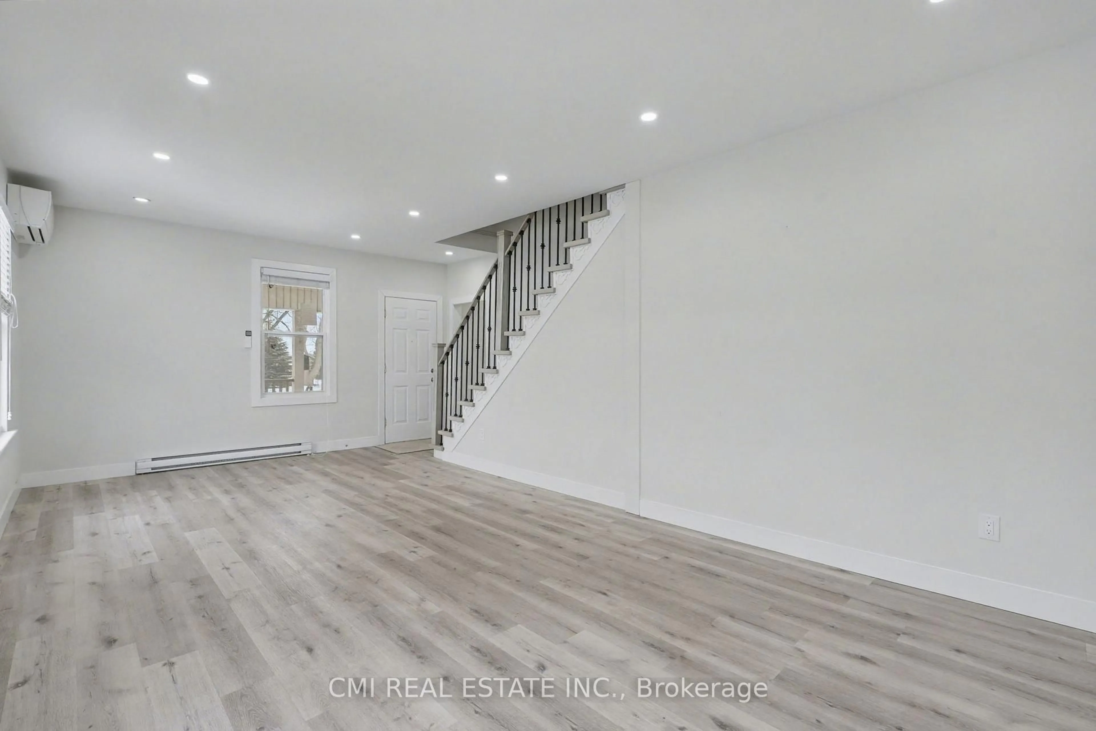 A pic of a room for 2546 Wilson St, Hamilton Ontario L0R 1A0