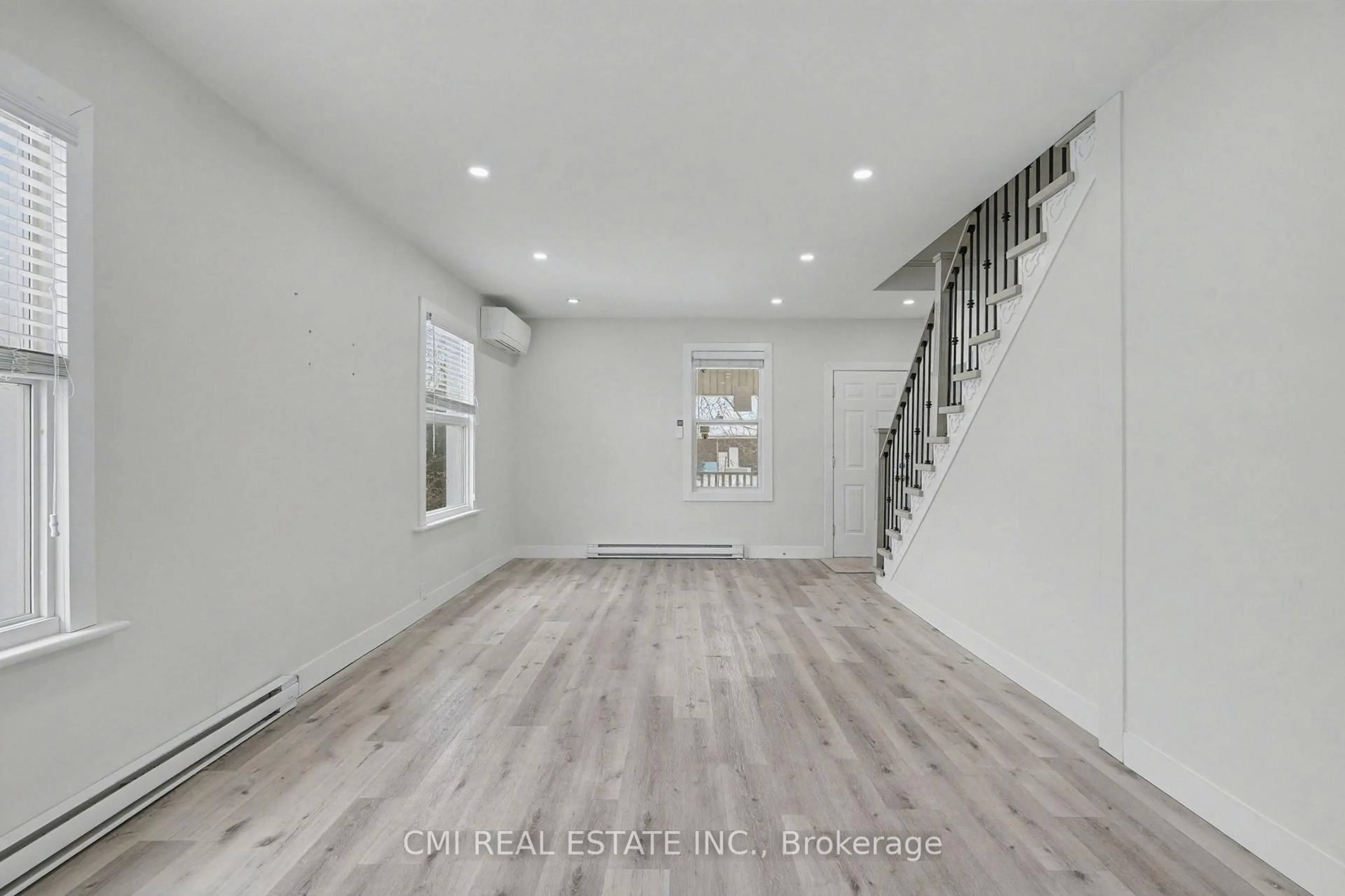 Unknown for 2546 Wilson St, Hamilton Ontario L0R 1A0