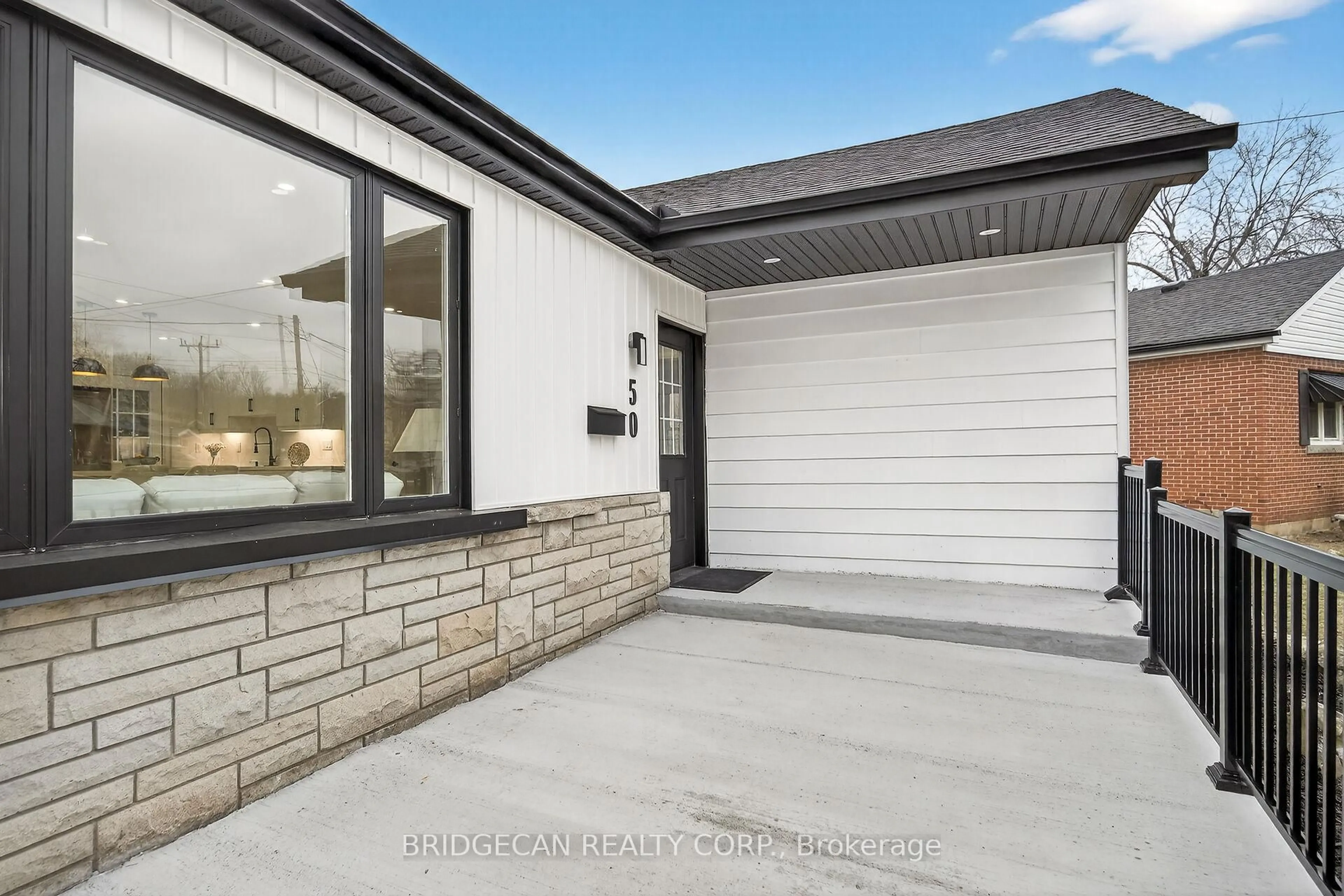 Unknown for 50 Mountain Ave, Hamilton Ontario L8G 2K8