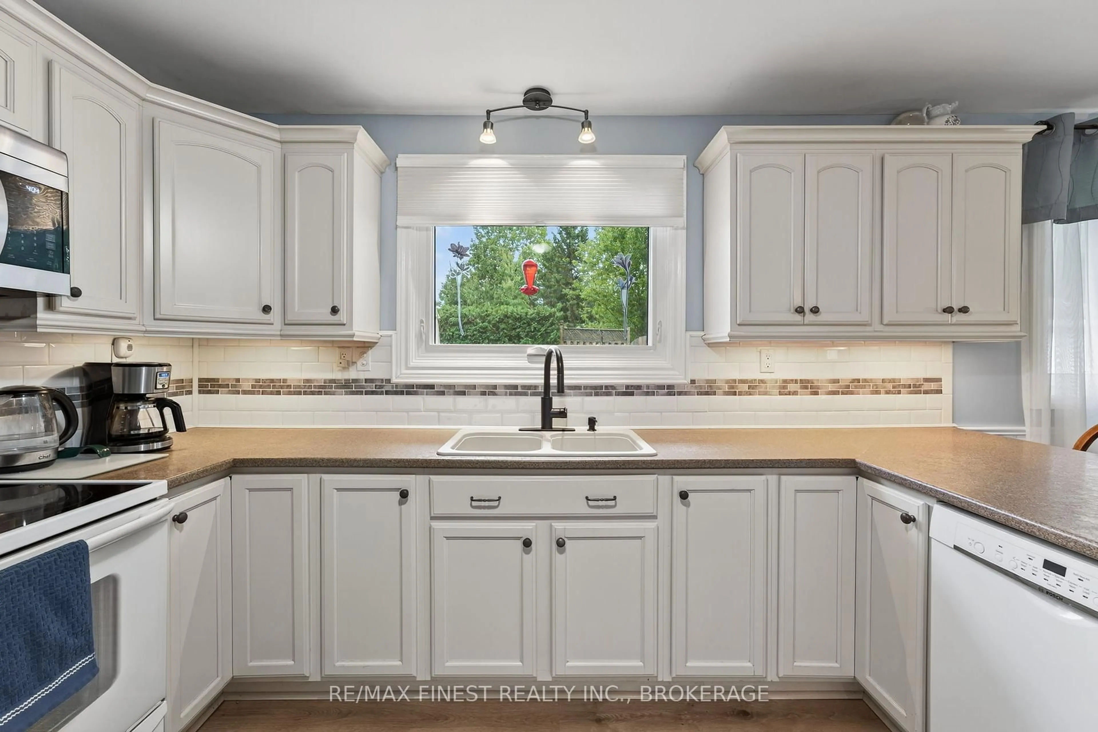 Unknown for 7350 County Road 2, Napanee Ontario K7R 3K6