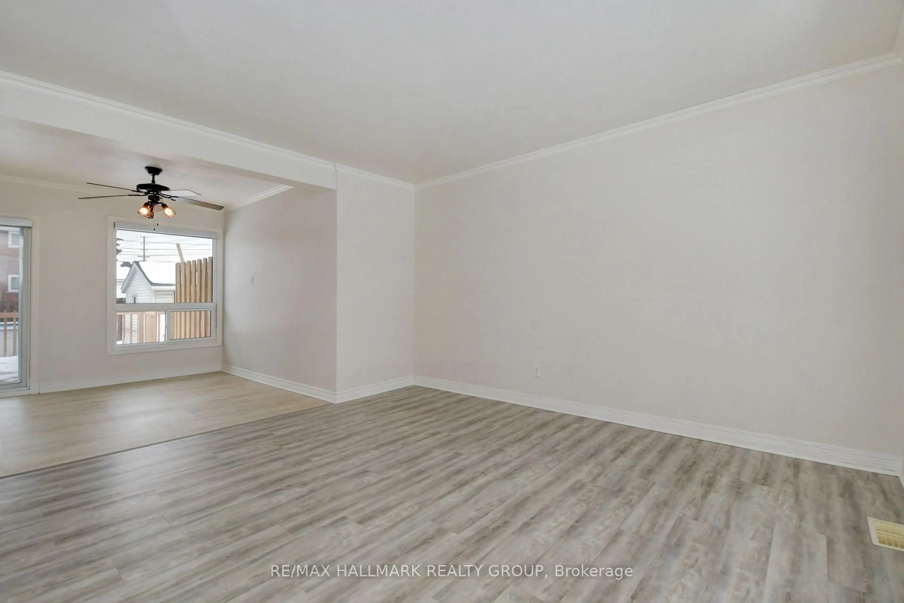 A pic of a room for 2223 Martha Ave, Ottawa Ontario K1G 1K8