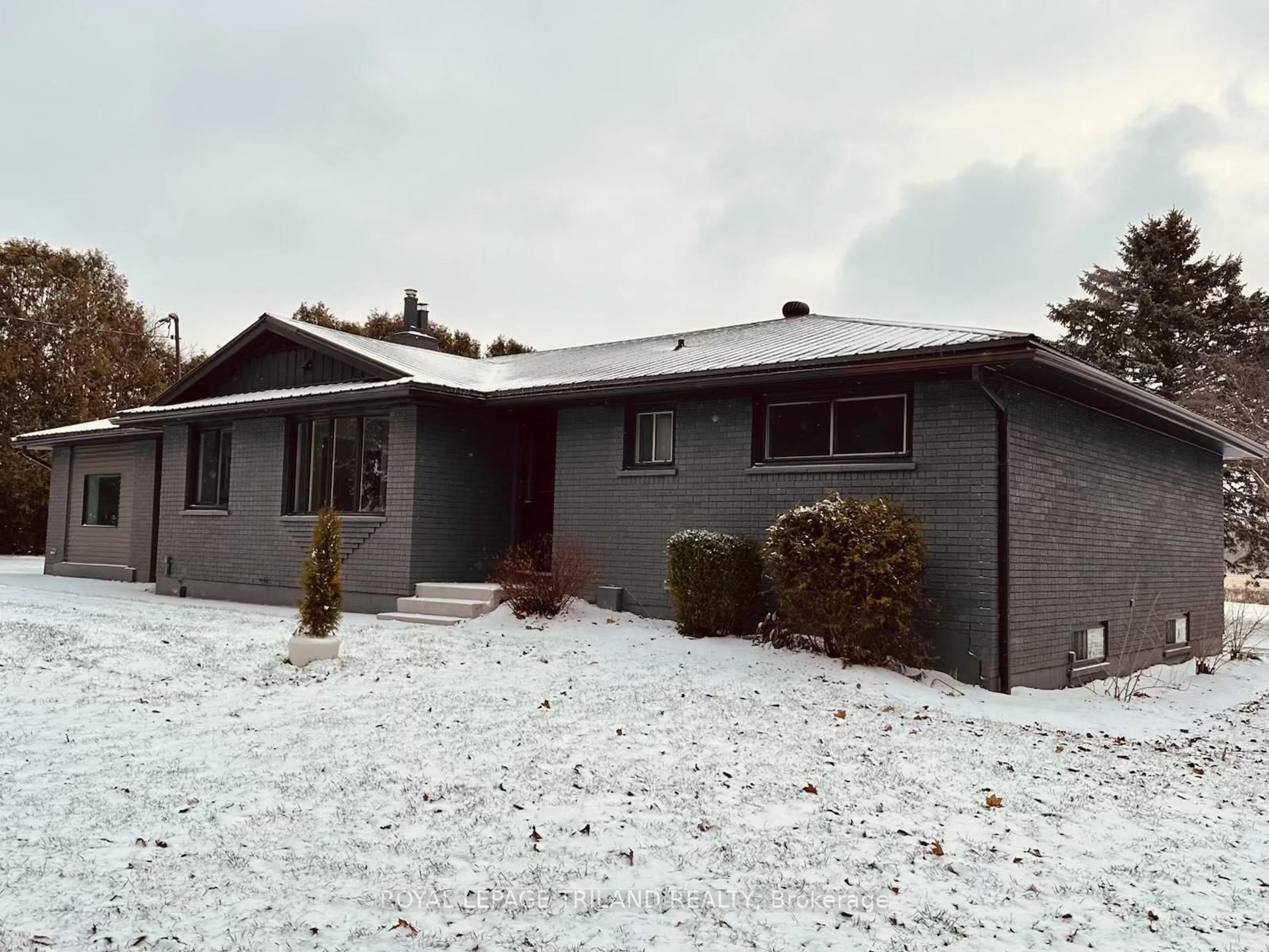 Unknown for 829 AVON Dr, Malahide Ontario N0L 1B0