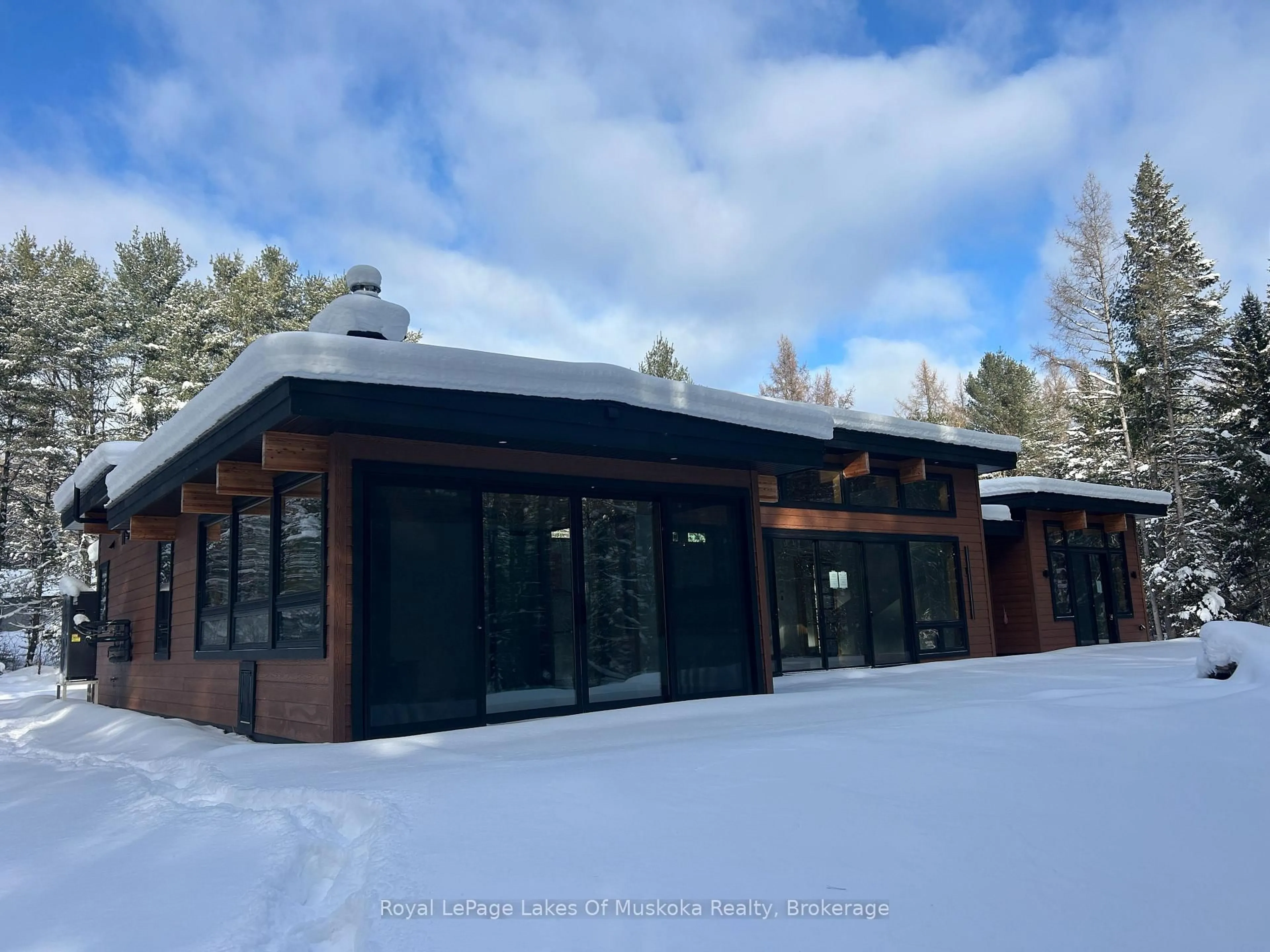 Unknown for 286 Clearwater Lake Rd, Huntsville Ontario P0B 1L0