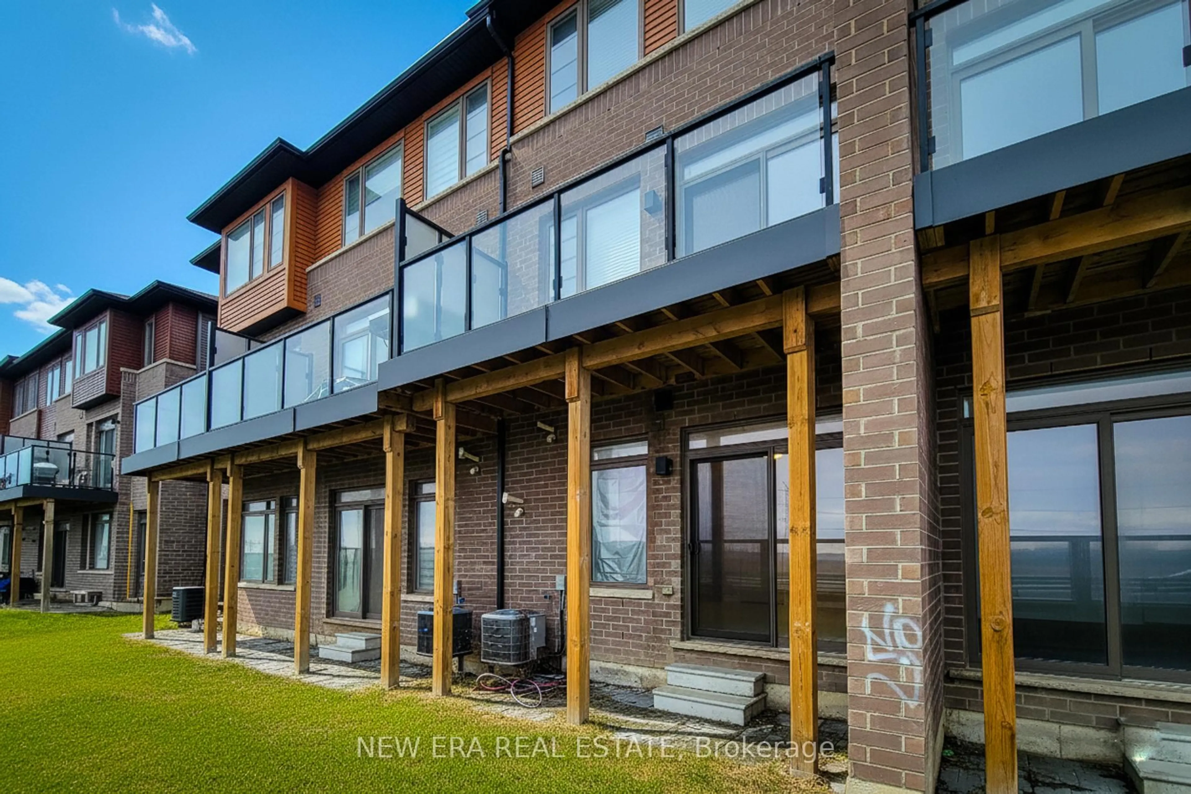 Home with brick exterior material, building for 30 Times Square Blvd #228, Hamilton Ontario L8J 0M1