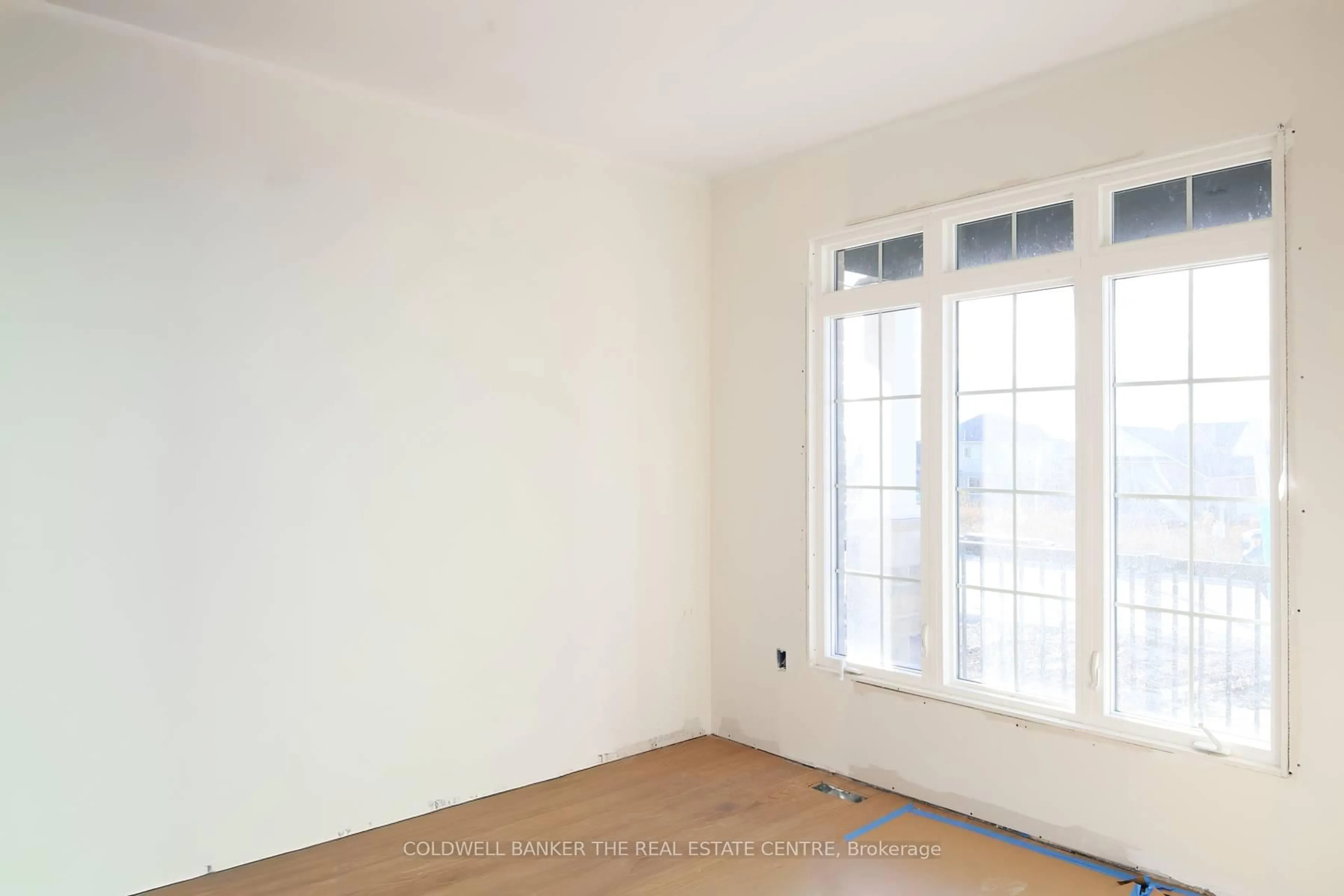 A pic of a room for 4 Fisher Rd, Kawartha Lakes Ontario K9V 0P9