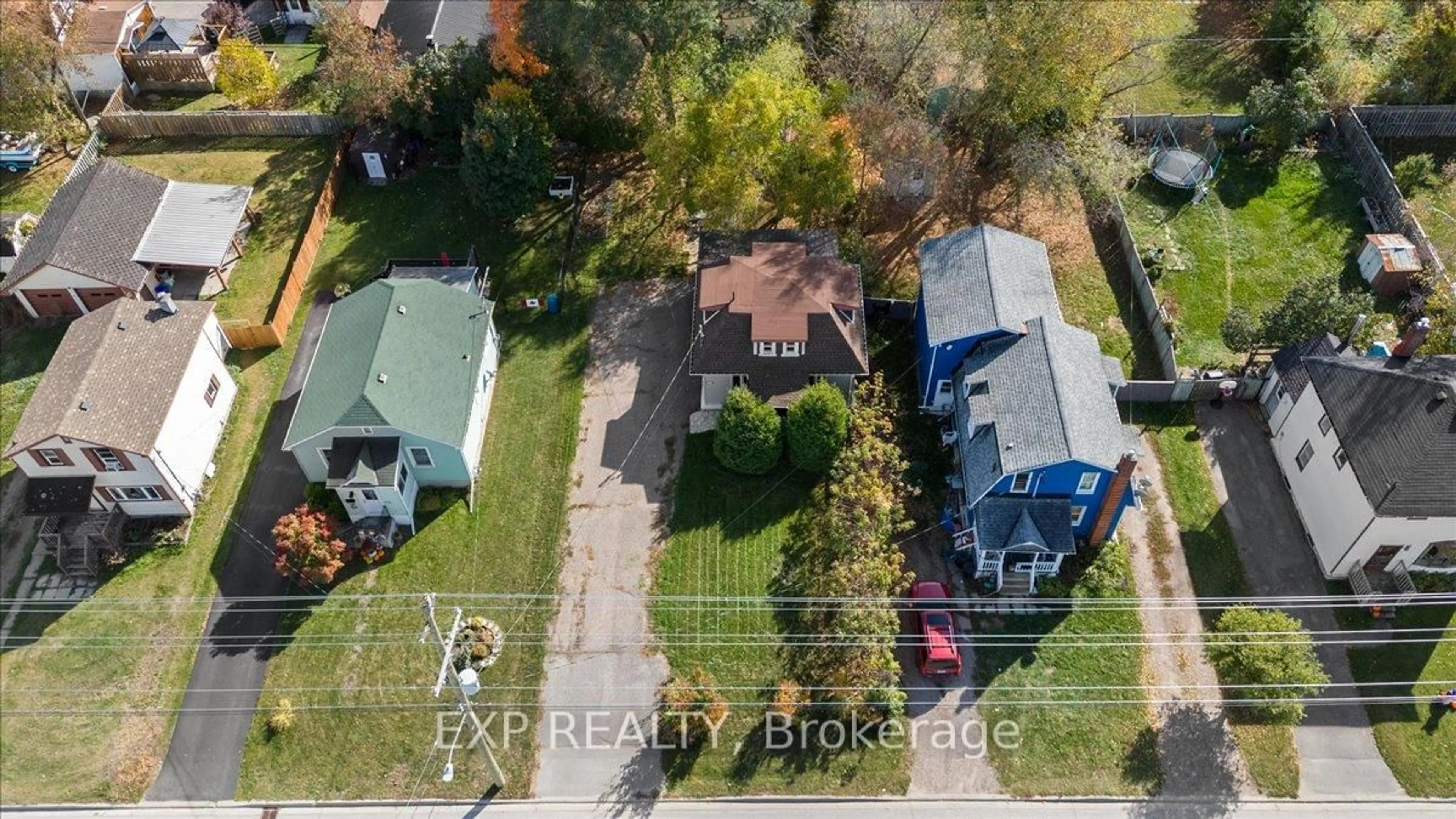 A pic from outside/outdoor area/front of a property/back of a property/a pic from drone, street for 377 Lisgar Ave, Renfrew Ontario K7V 3N3
