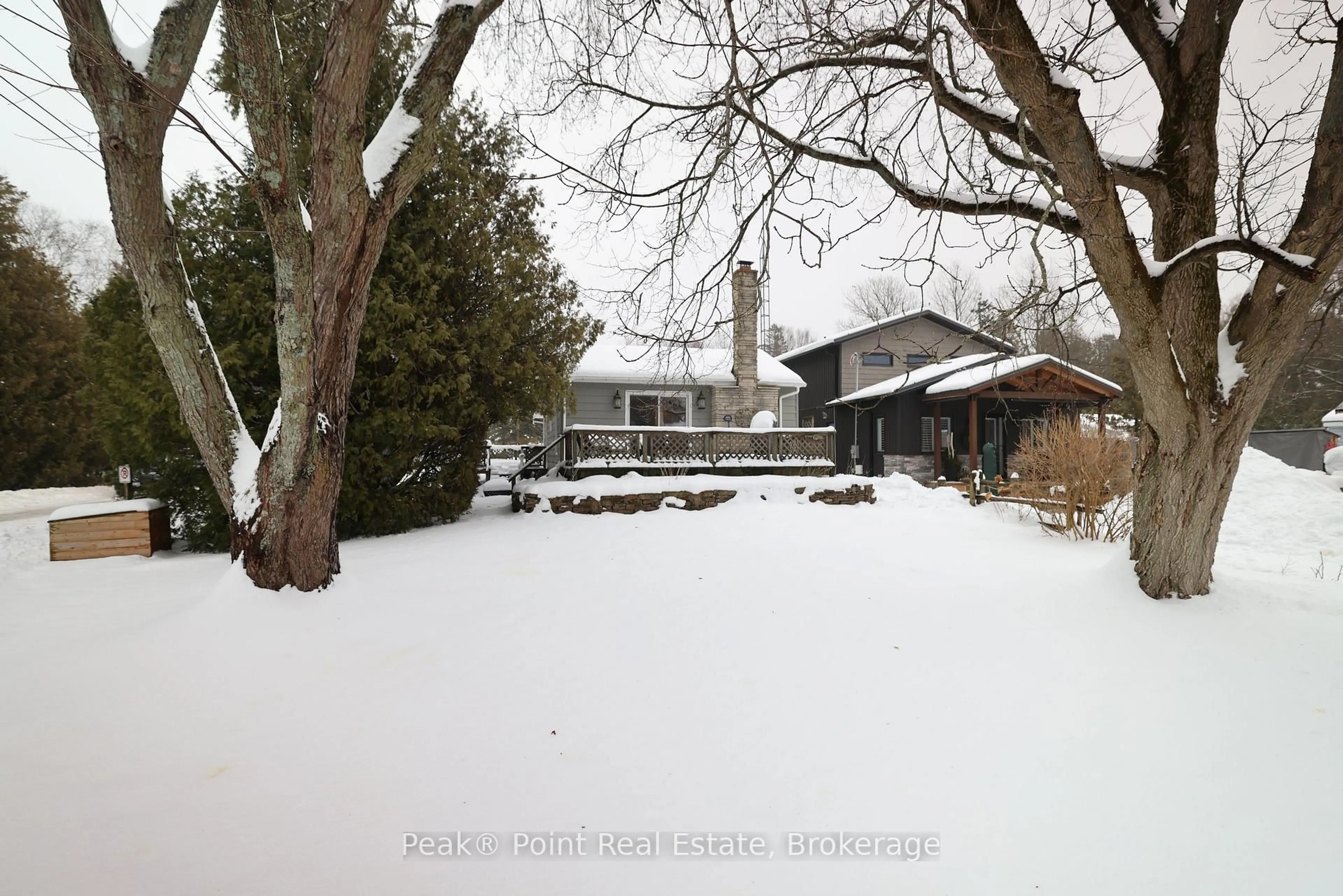 A pic from outside/outdoor area/front of a property/back of a property/a pic from drone, street for 55 Marina Ave, South Bruce Peninsula Ontario N0H 2G0