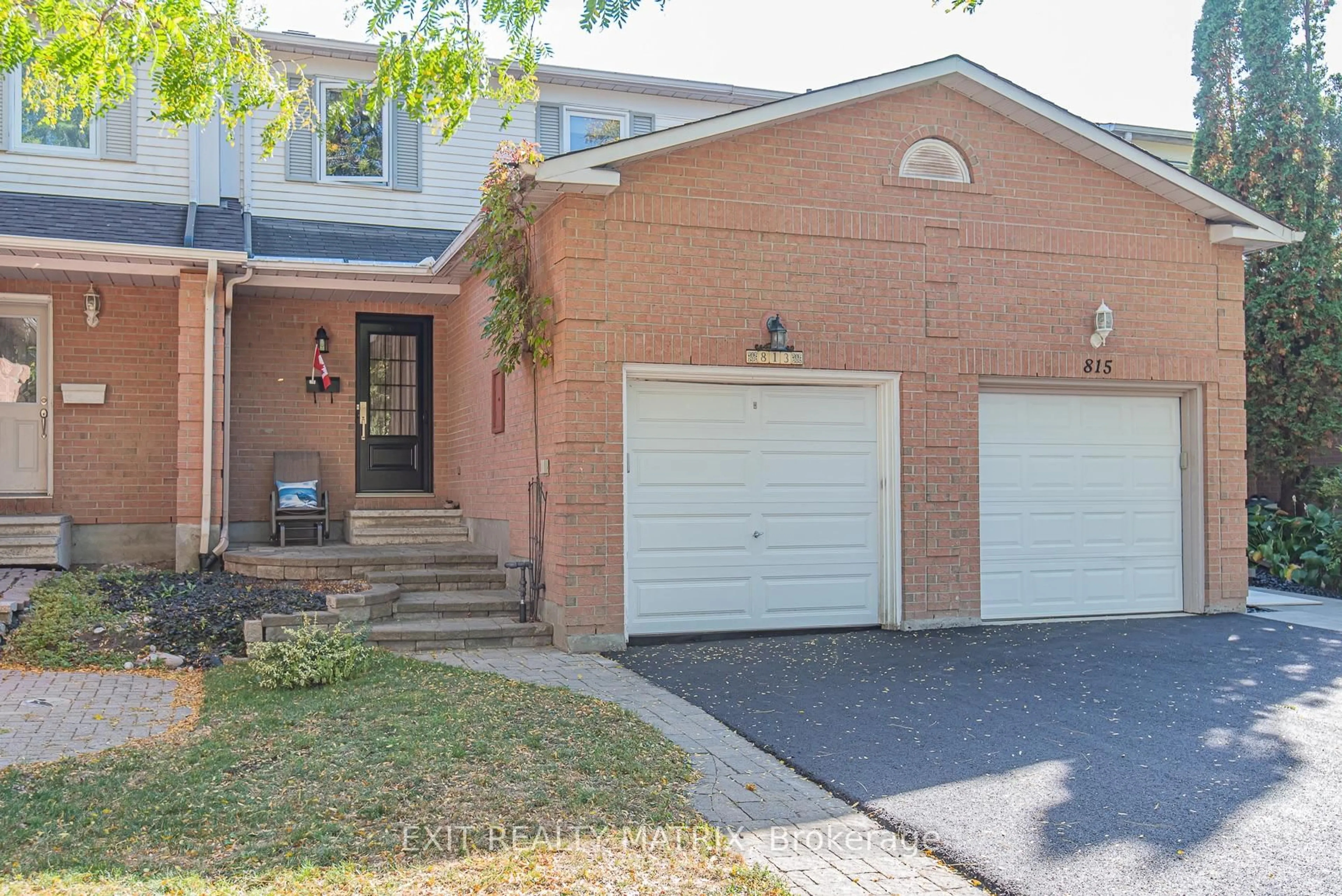 Home with brick exterior material, street for 813 Clearcrest Cres, Ottawa Ontario K4A 3E8