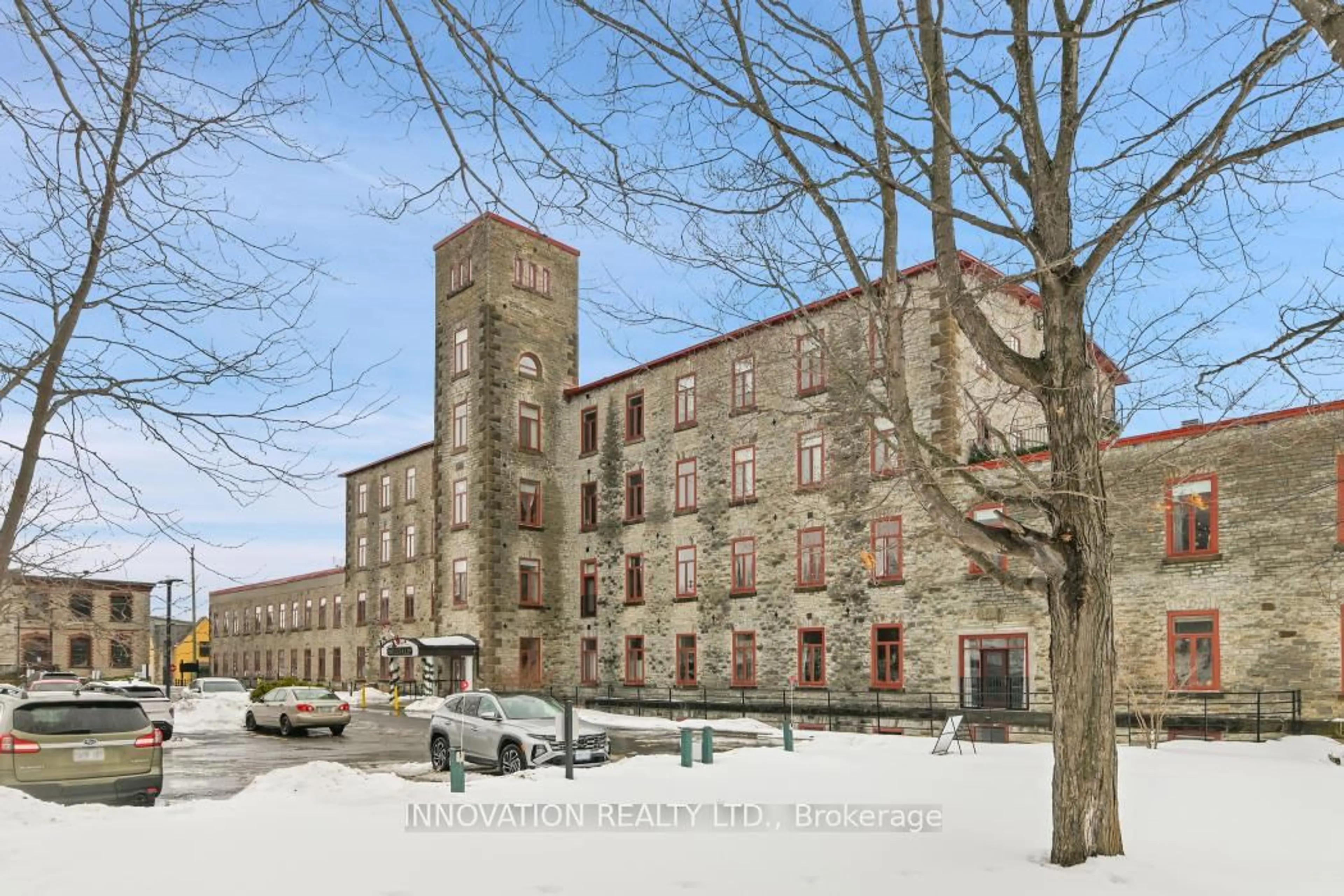 Unknown for 1 Rosamond St #319, Almonte Ontario K0A 1A0