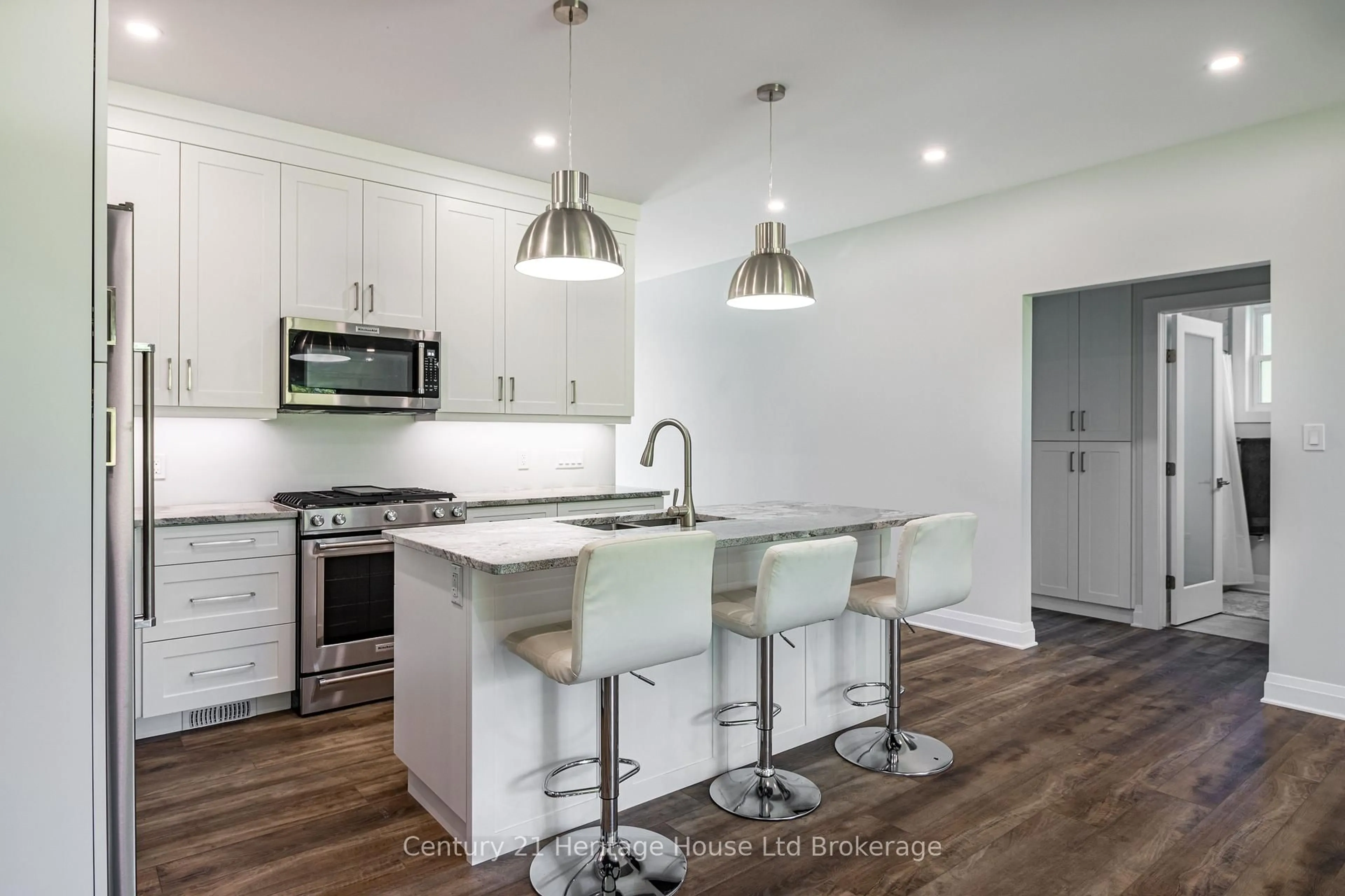 Open concept kitchen, unknown for 11651 Plank Rd, Bayham Ontario N0J 1H0