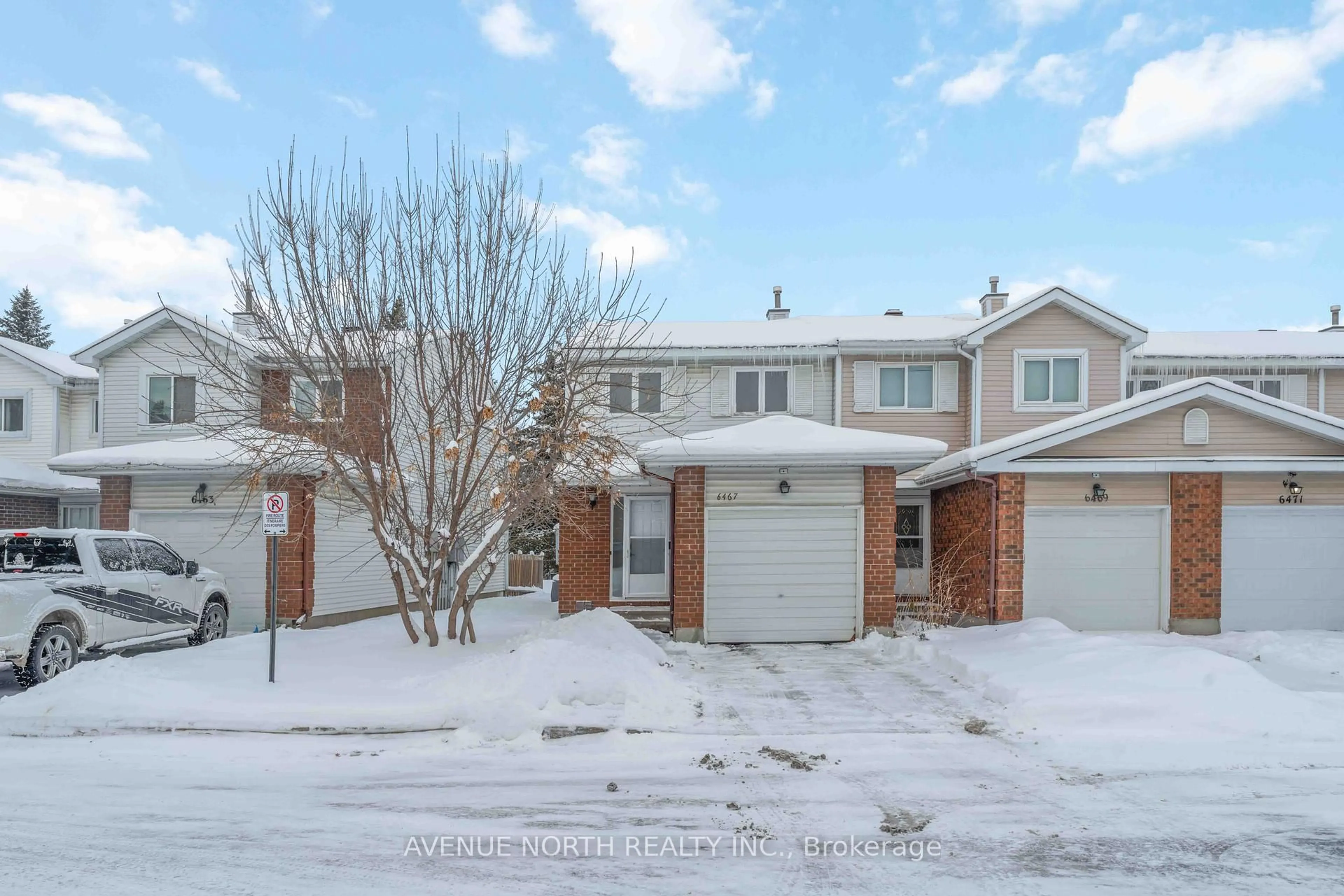 A pic from outside/outdoor area/front of a property/back of a property/a pic from drone, street for 6467 Natalie Way, Orleans Ontario K1C 4Y3