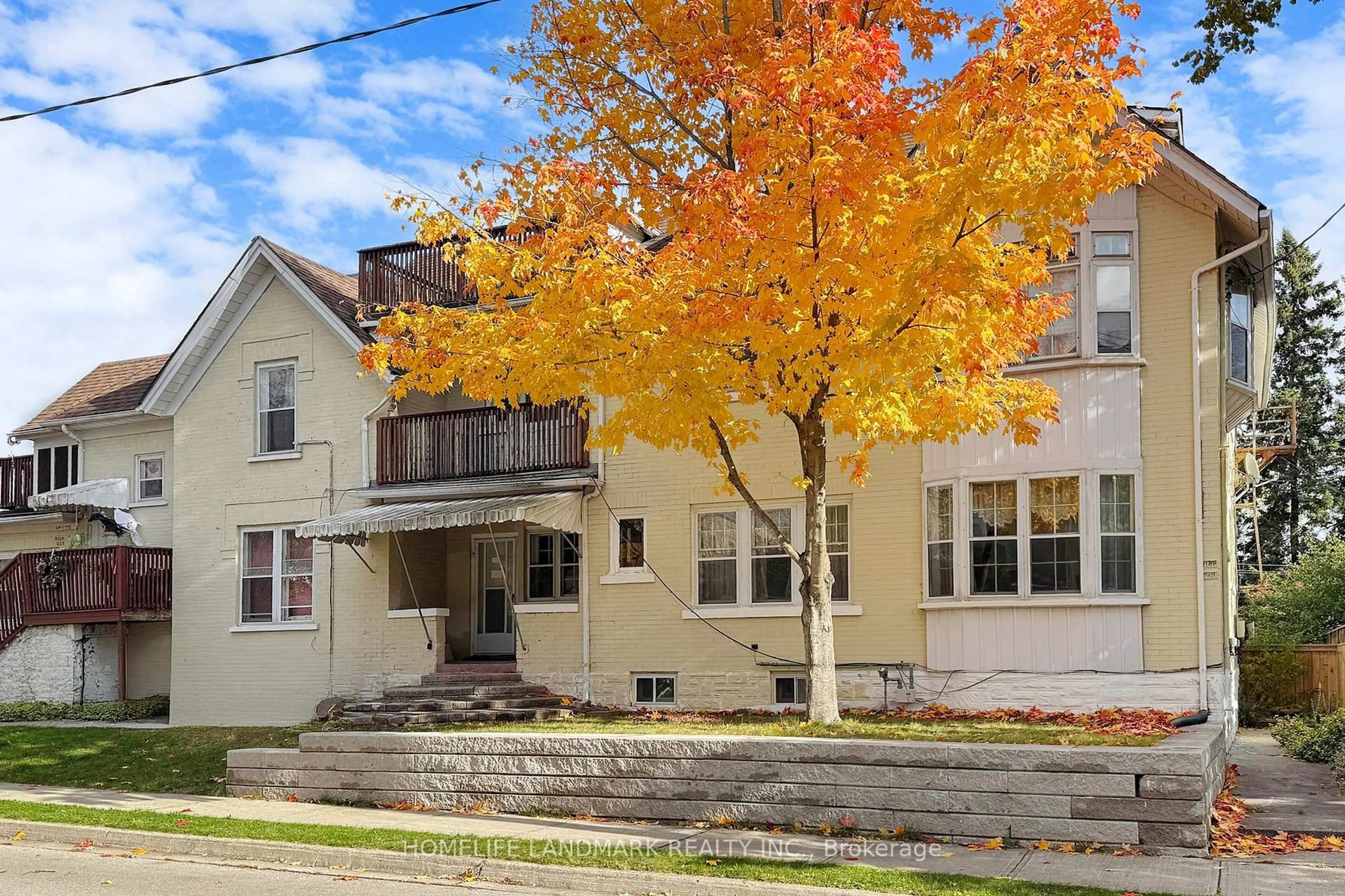 Patio, street for 153 Joseph St, Kitchener Ontario N2G 1J5