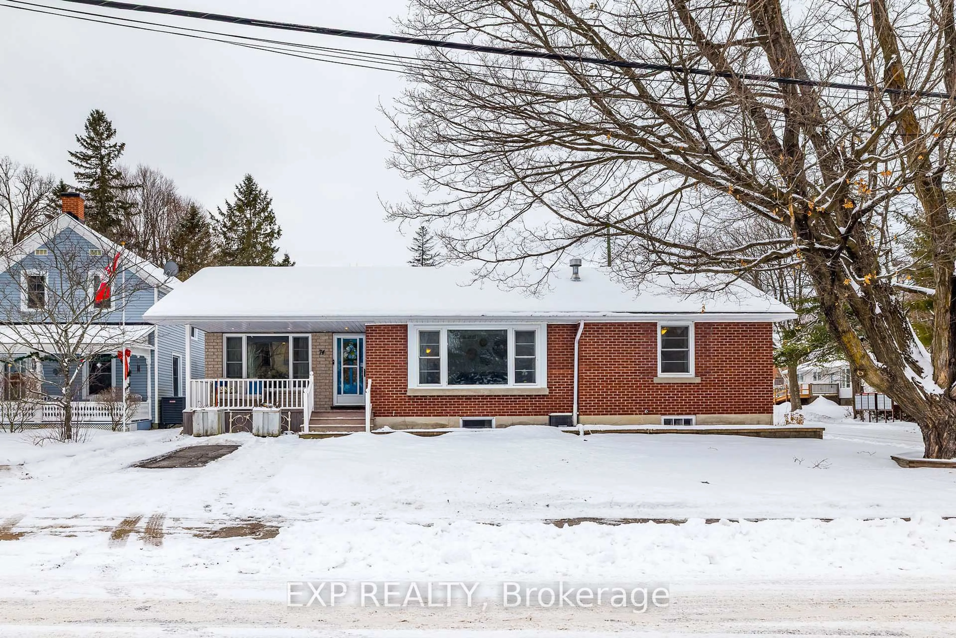 Home with vinyl exterior material, street for 74 Malcolm St, Almonte Ontario K0A 1A0