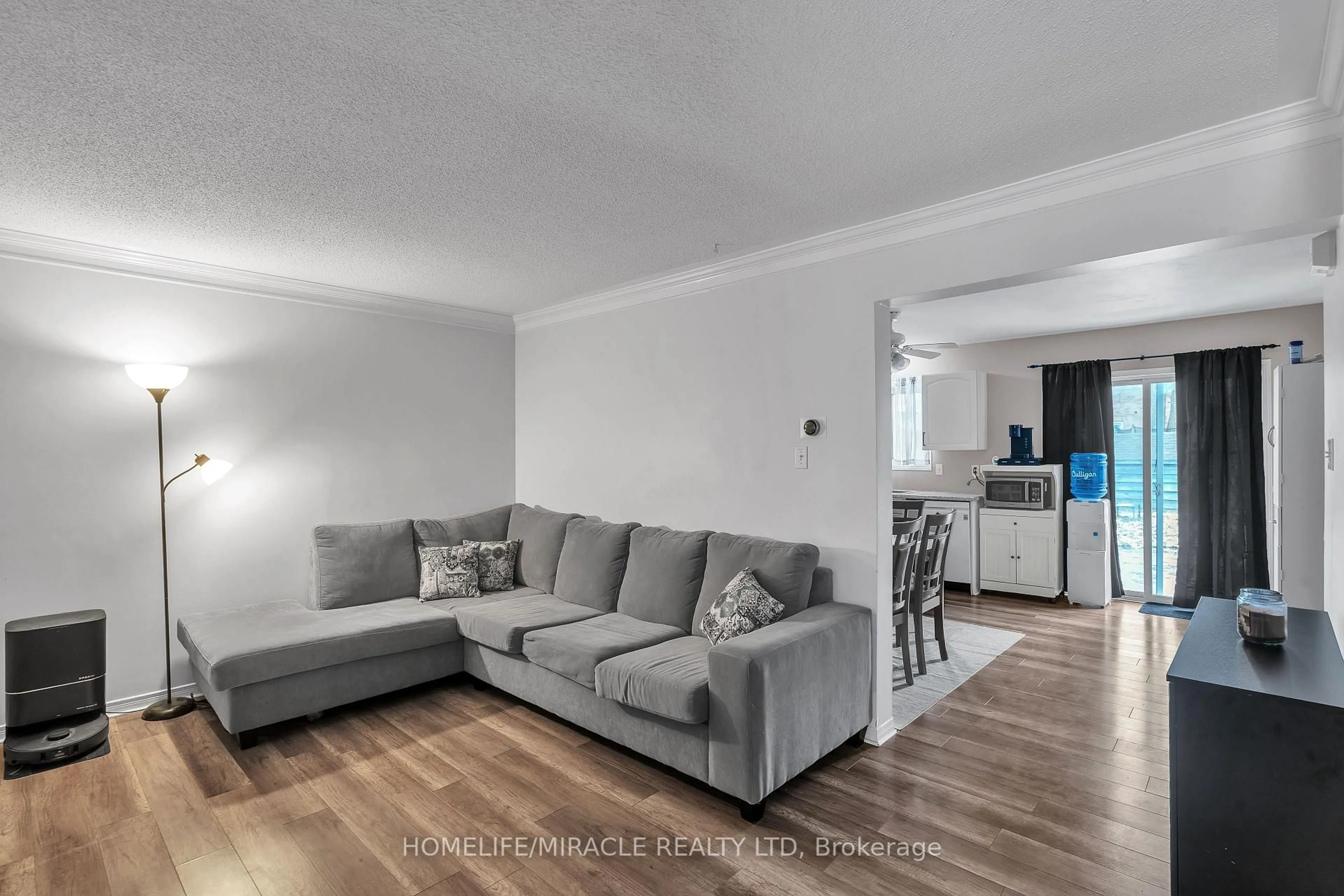 Living room with furniture, unknown for 366 Marconi Blvd, London East Ontario N5V 5G2