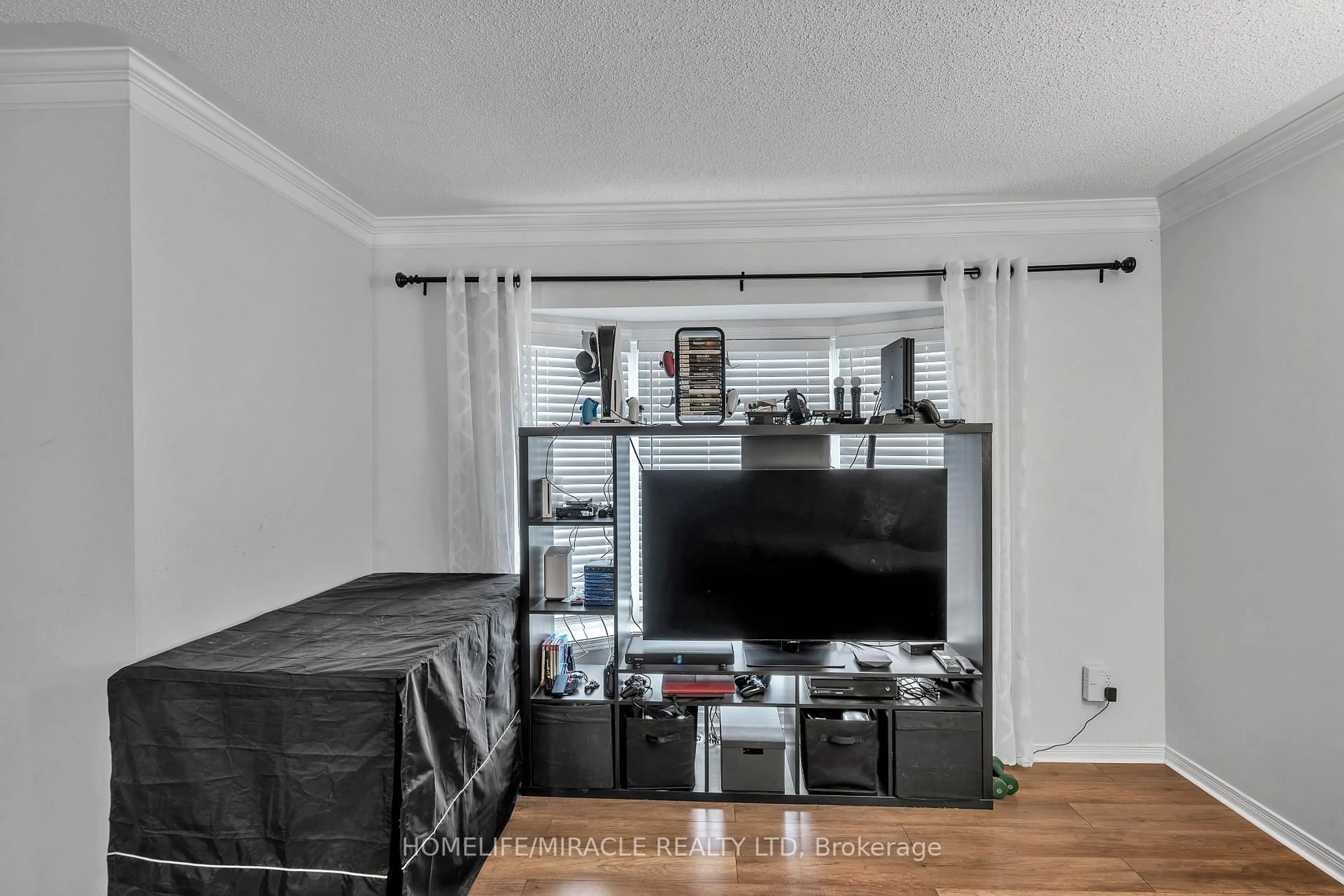 Living room with furniture, unknown for 366 Marconi Blvd, London East Ontario N5V 5G2